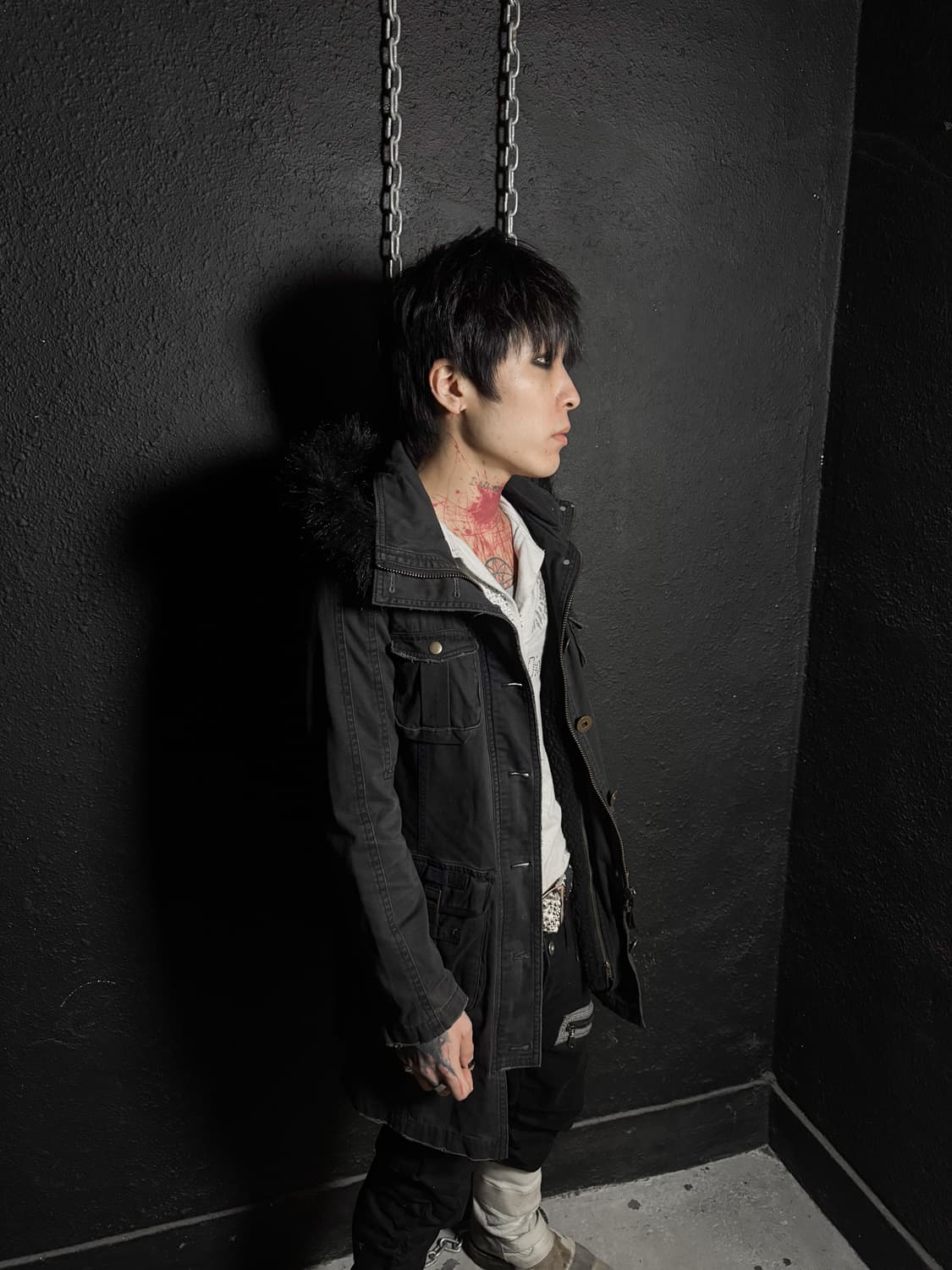 Black slim-fit fur hooded field jacket   상품이미지1