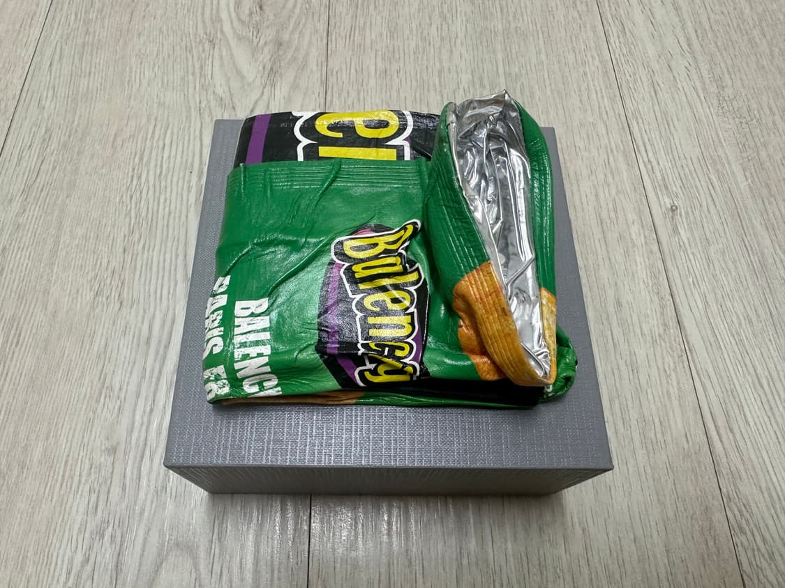 발렌시아가 칩스 반지갑 판매합니다.  상품이미지1