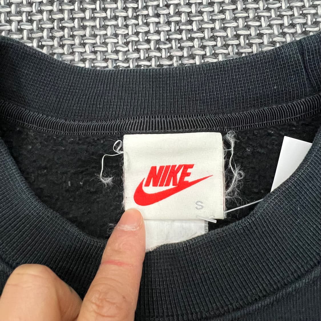 착샷O 나이키x스투시 NRG 크루넥 맨투맨 상품이미지2