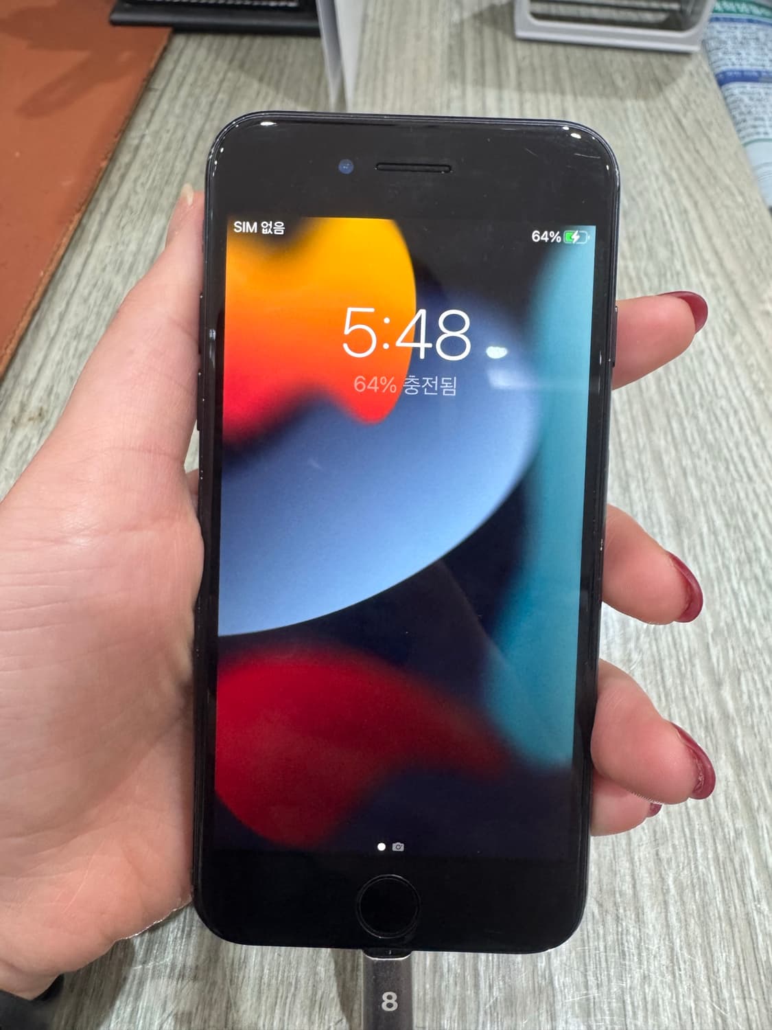 아이폰 7 블랙 128GB 상품이미지1