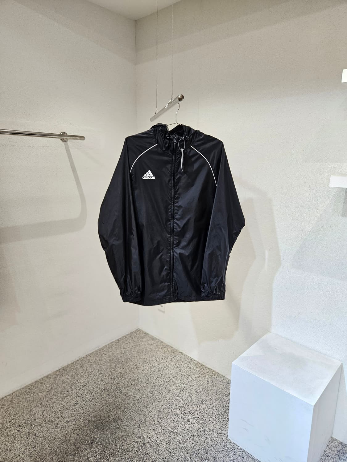 아디다스 후드 바람막이 상품이미지1