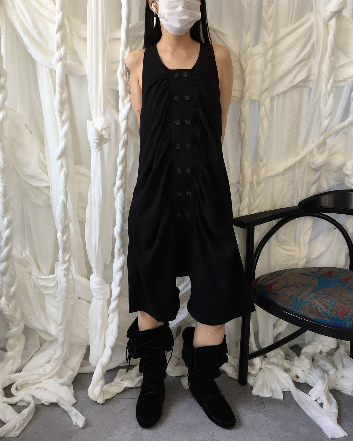 Double button shirring tied sleeveless j 상품이미지1