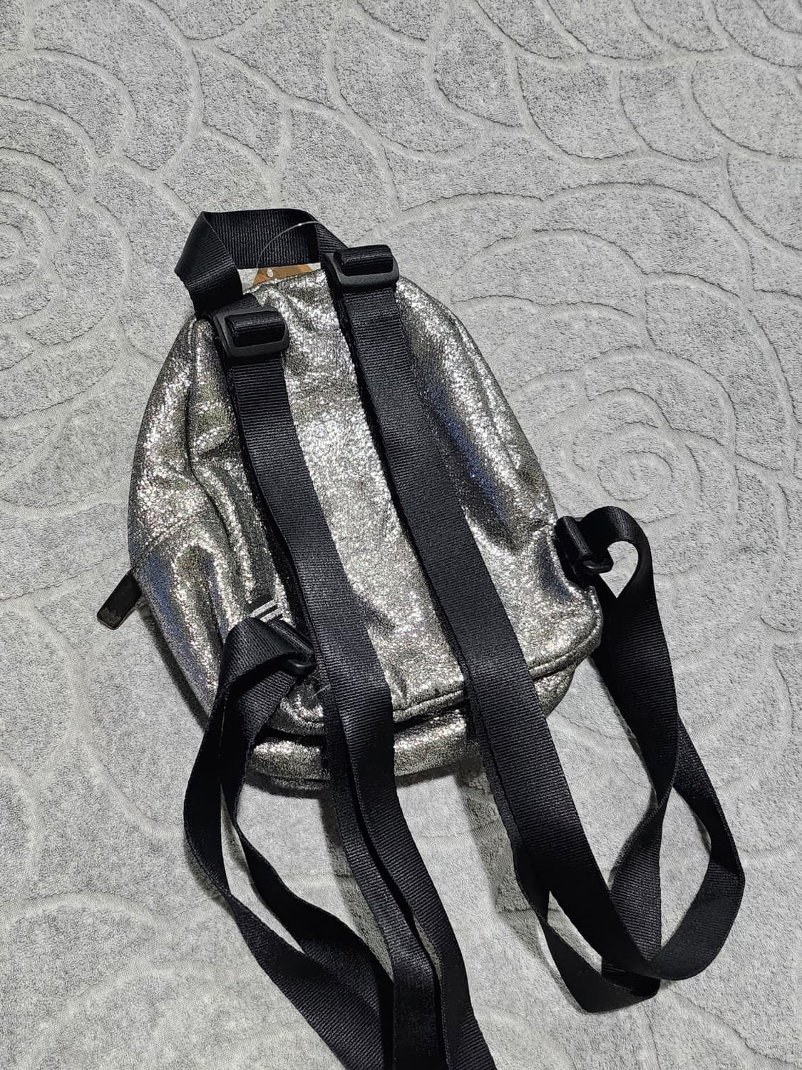 //아디다스 실버 미니 백팩 상품이미지6