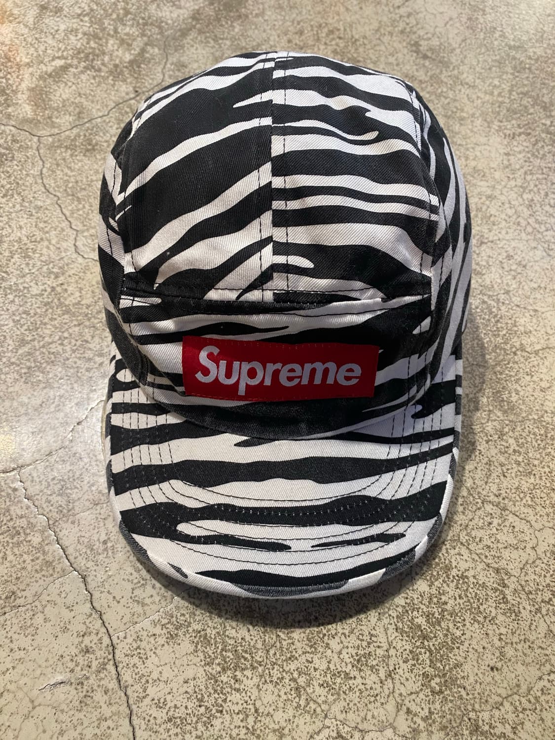 슈프림 지브라 볼캡 상품이미지3