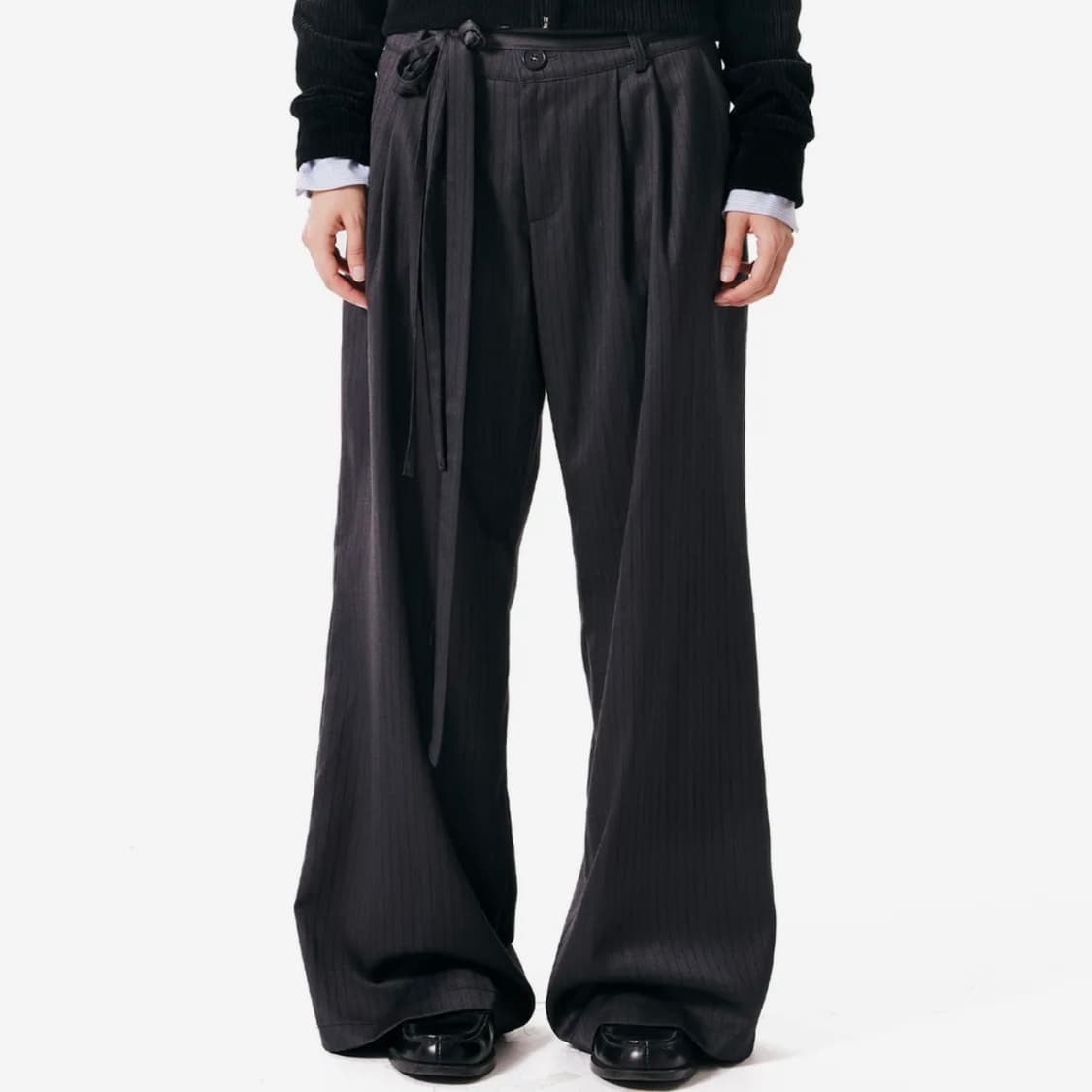 이우가마카라스 Belted Striped Trousers DarkGray 상품이미지1