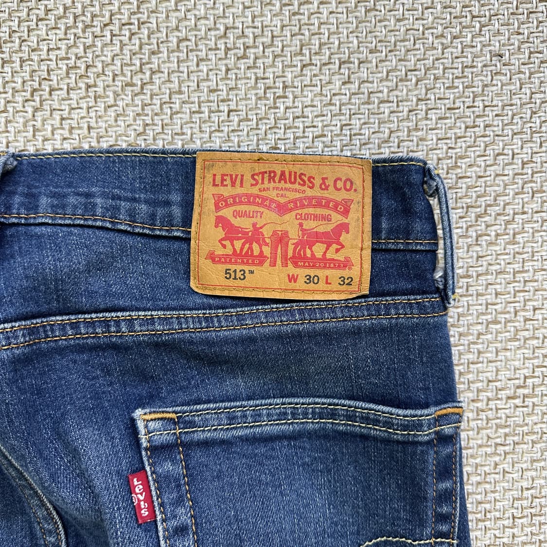 W30L32 리바이스 513 일자 데님 0327D 상품이미지6