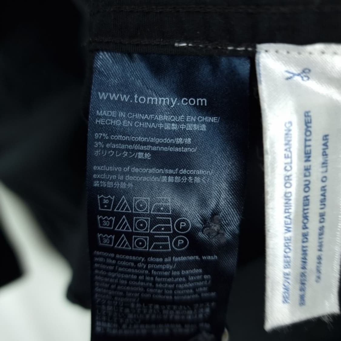 [타미힐피거] 로고 자수 셔츠 블랙 M19343 상품이미지8