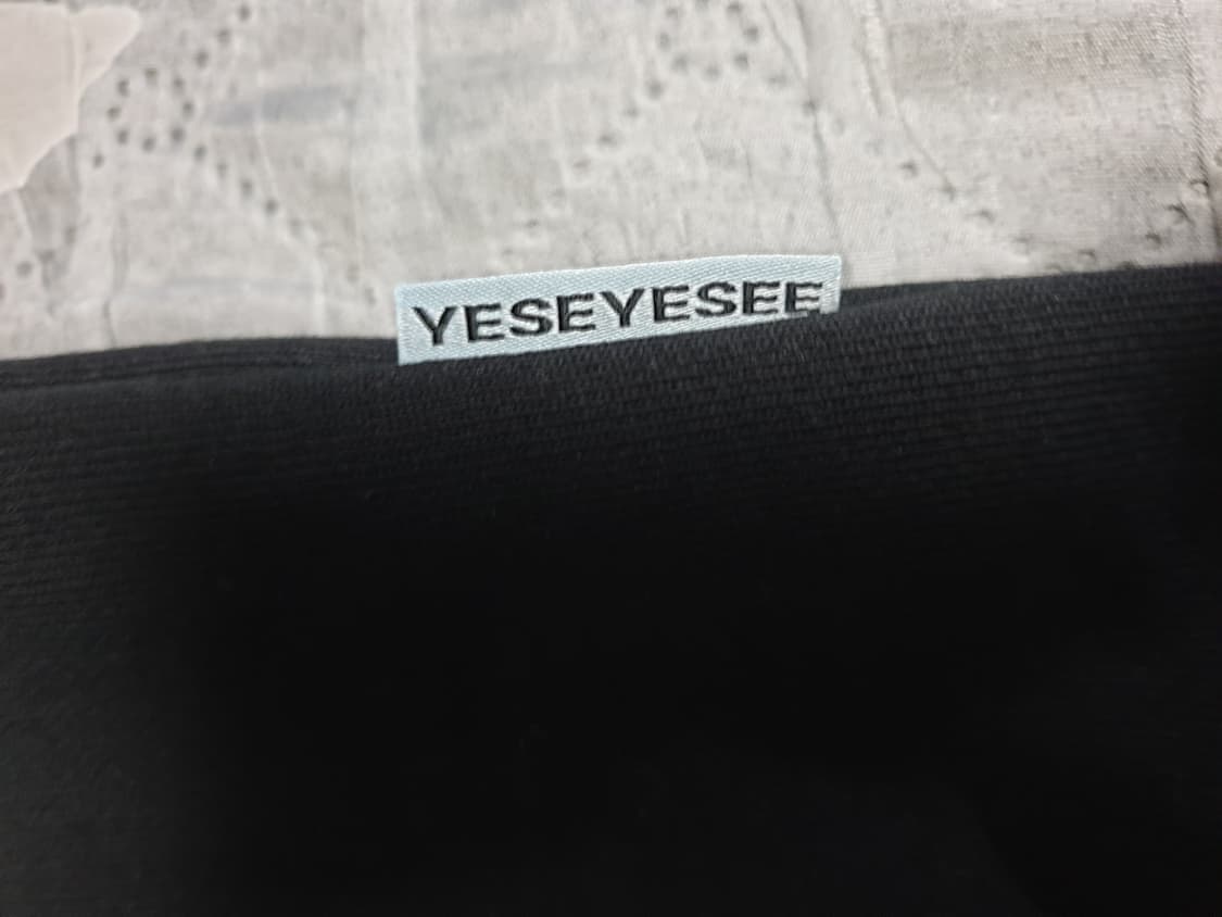 예스아이씨 오버핏  레터링 자수패치 기모후드티 블랙 (S) 상품이미지4