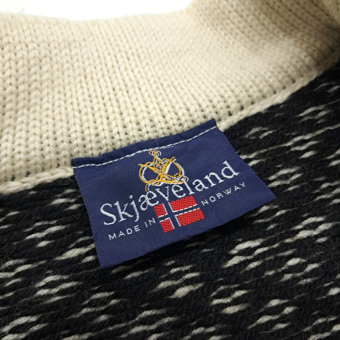 CN958 L Skjaeveland 노르웨이 메이드 전통노르딕 울 가디건 상품이미지4