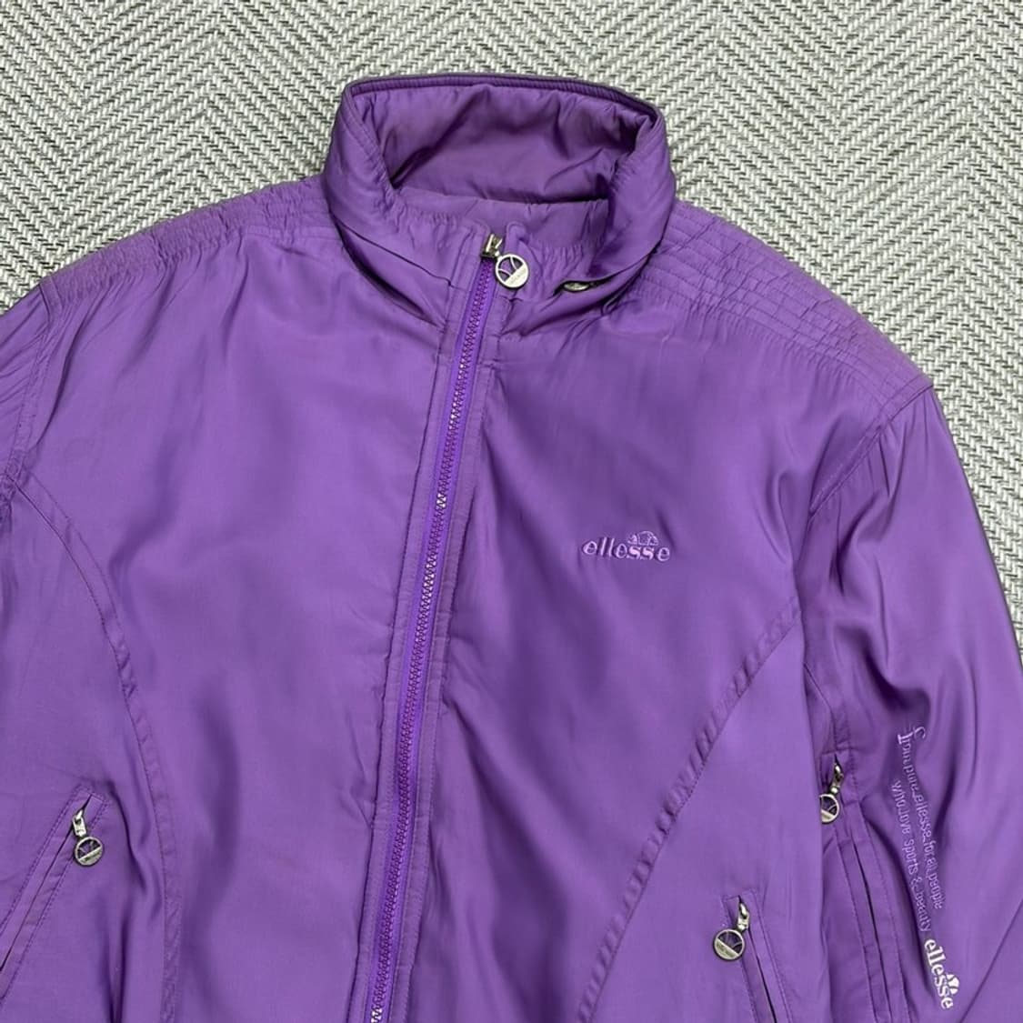 엘레쎄 올드스쿨 패딩 점퍼v1754 상품이미지3