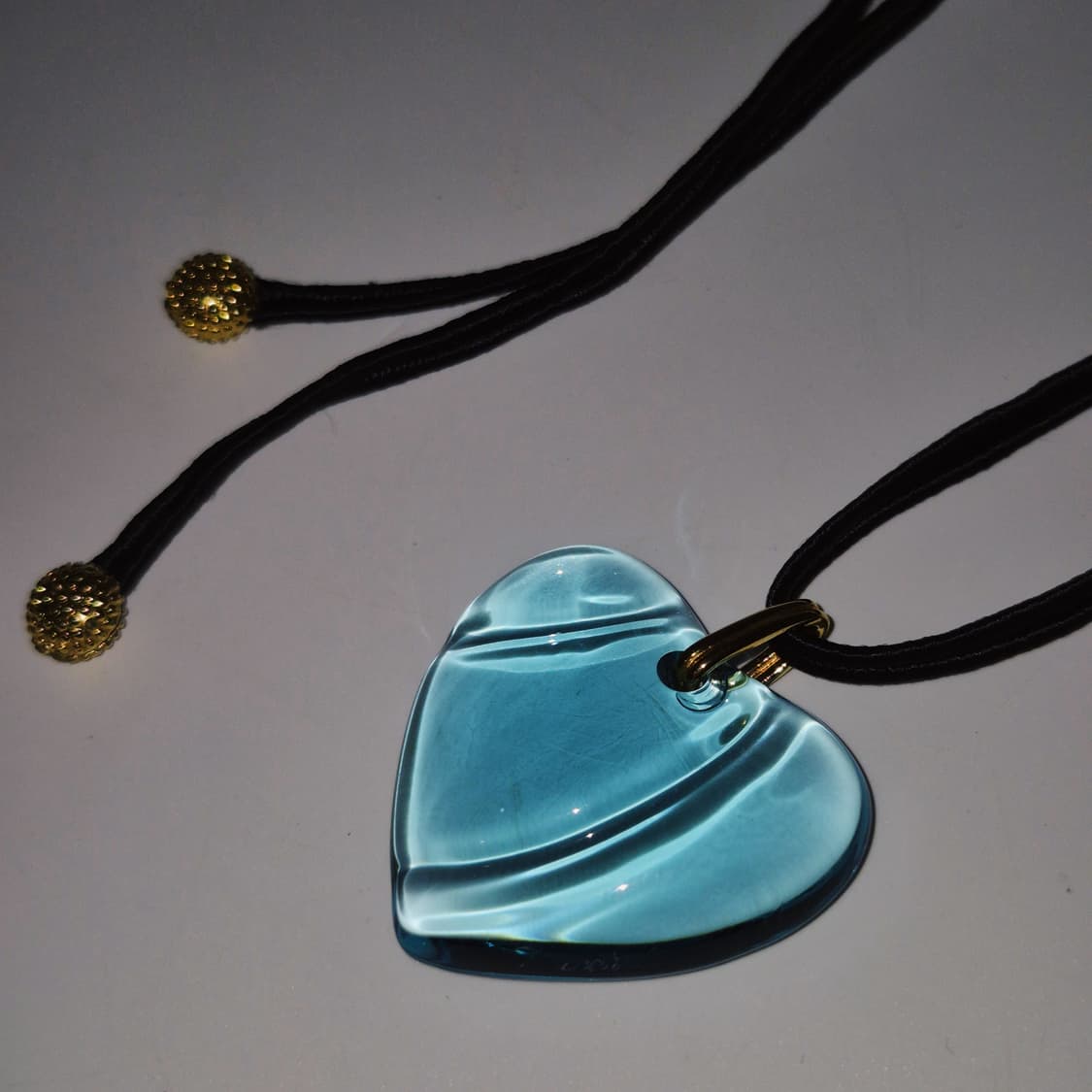 90s 프랑스 바칼라 크리스탈 아쿠아 빅 하트 목걸이 상품이미지10