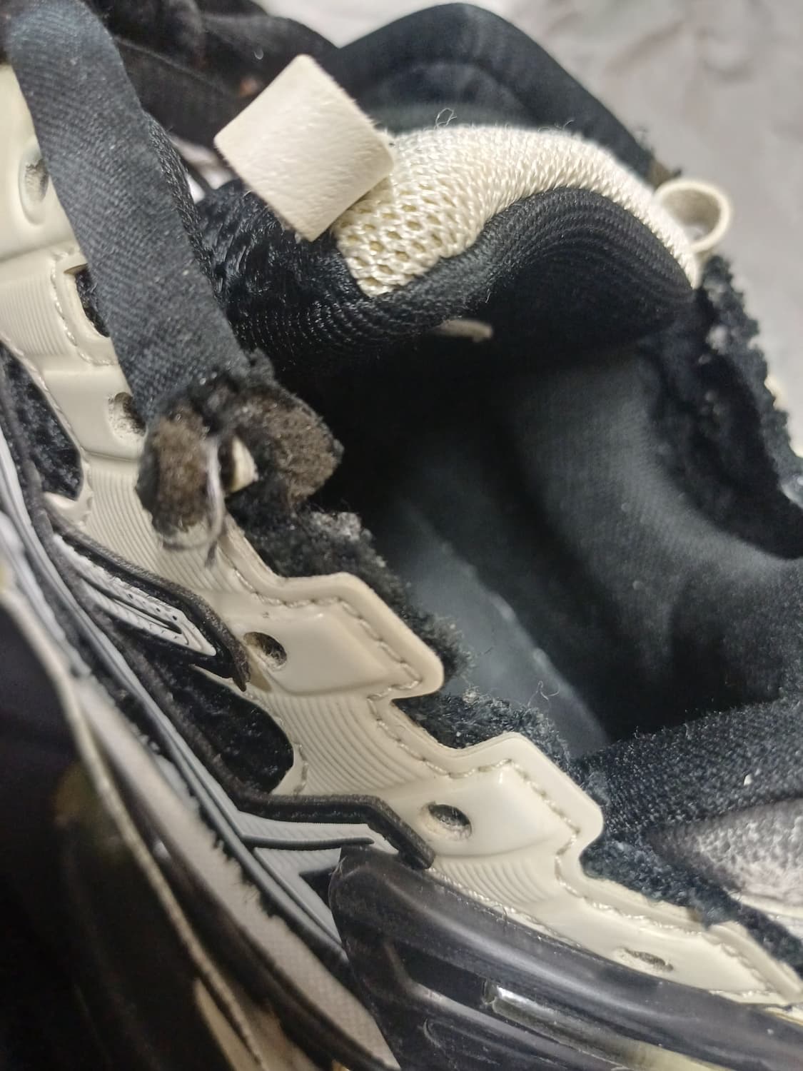 발렌시아가 뉴러너 37 상품이미지6