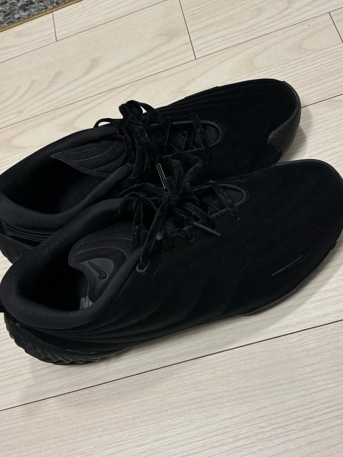 나이키 아스트라 울트라 트리플블랙 245 상품이미지2