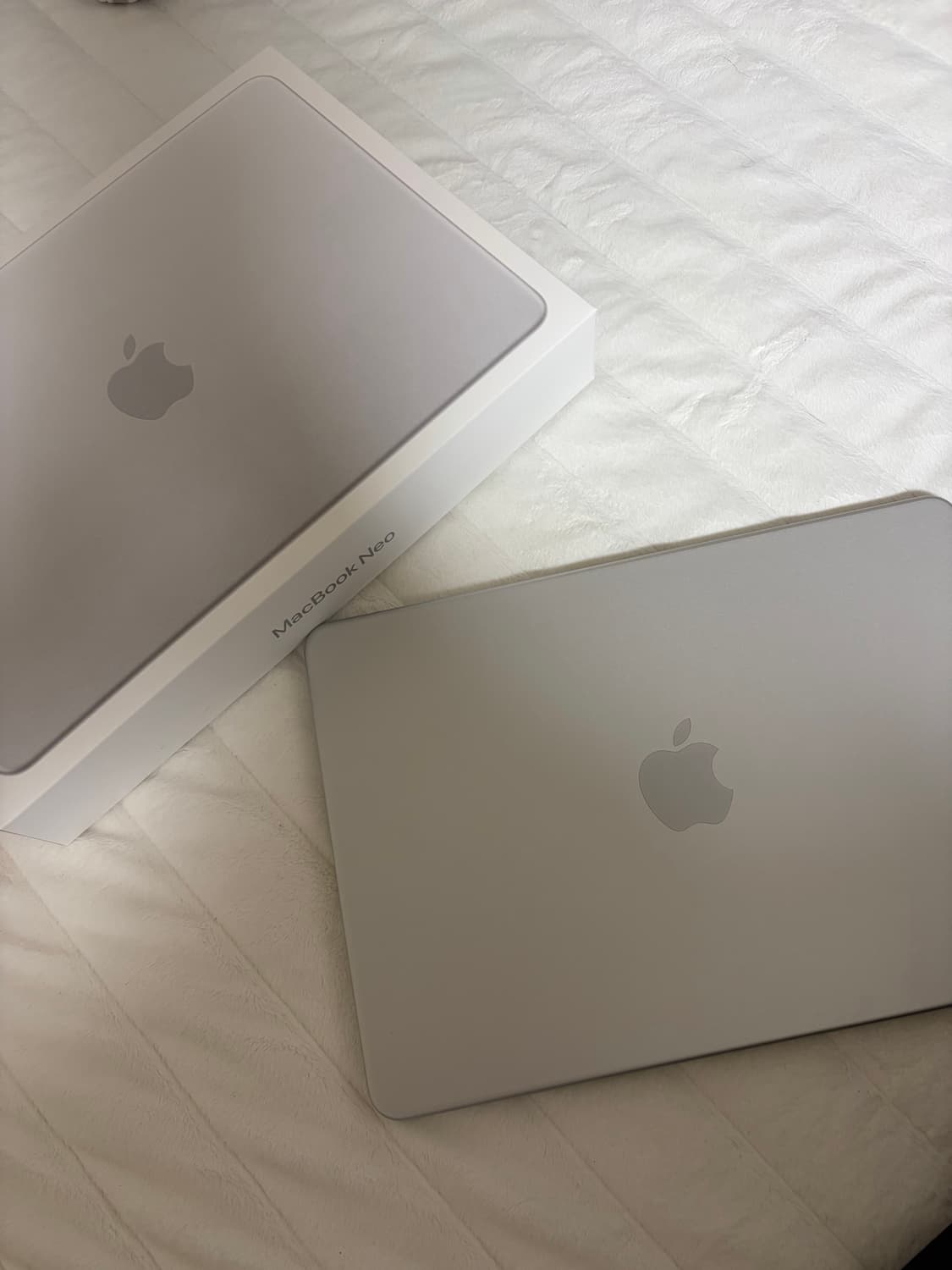 맥북네오 512 실버 상품이미지1