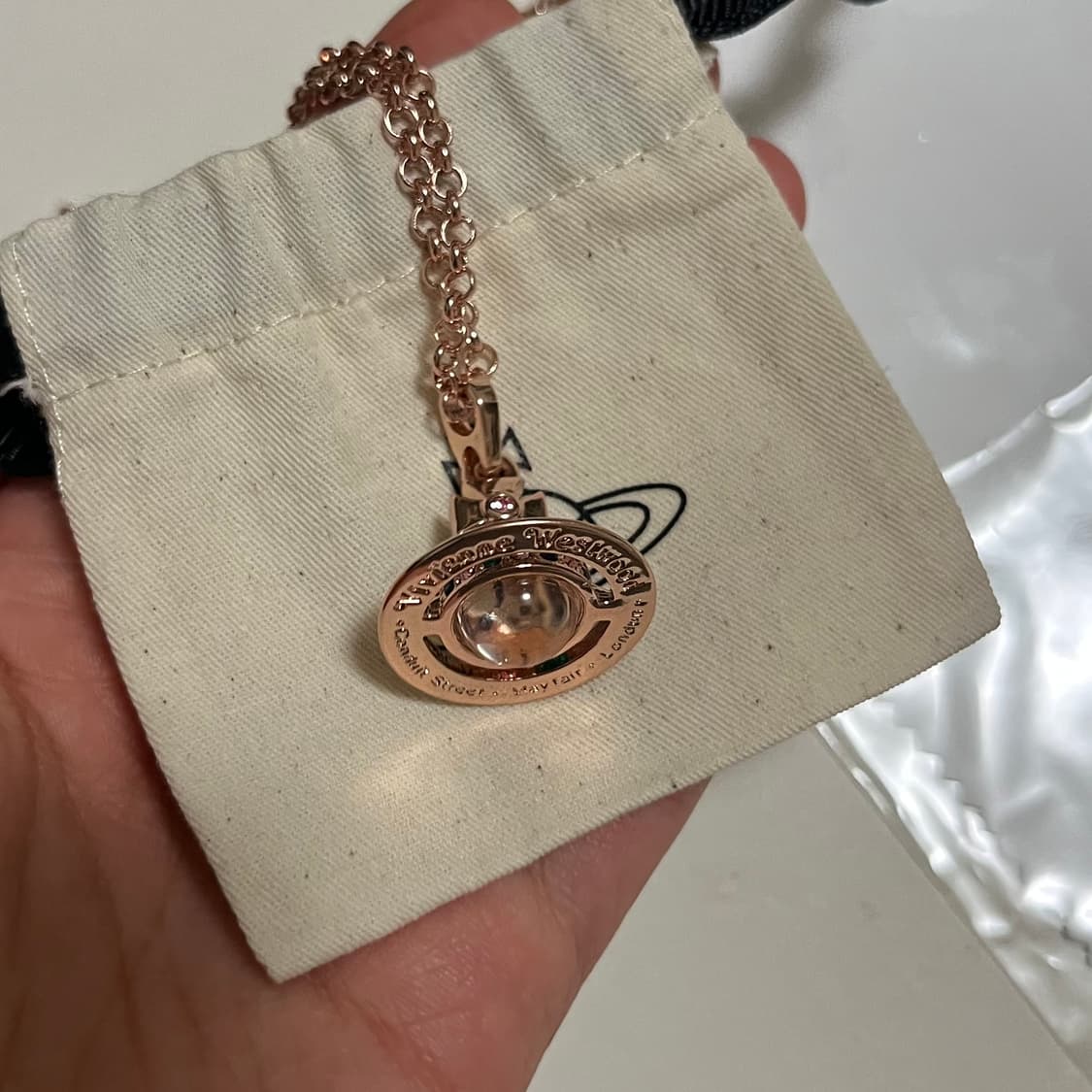 비비안웨스트우드 뉴 타이니 orb 목걸이 로즈골드 풀박스 상품이미지9
