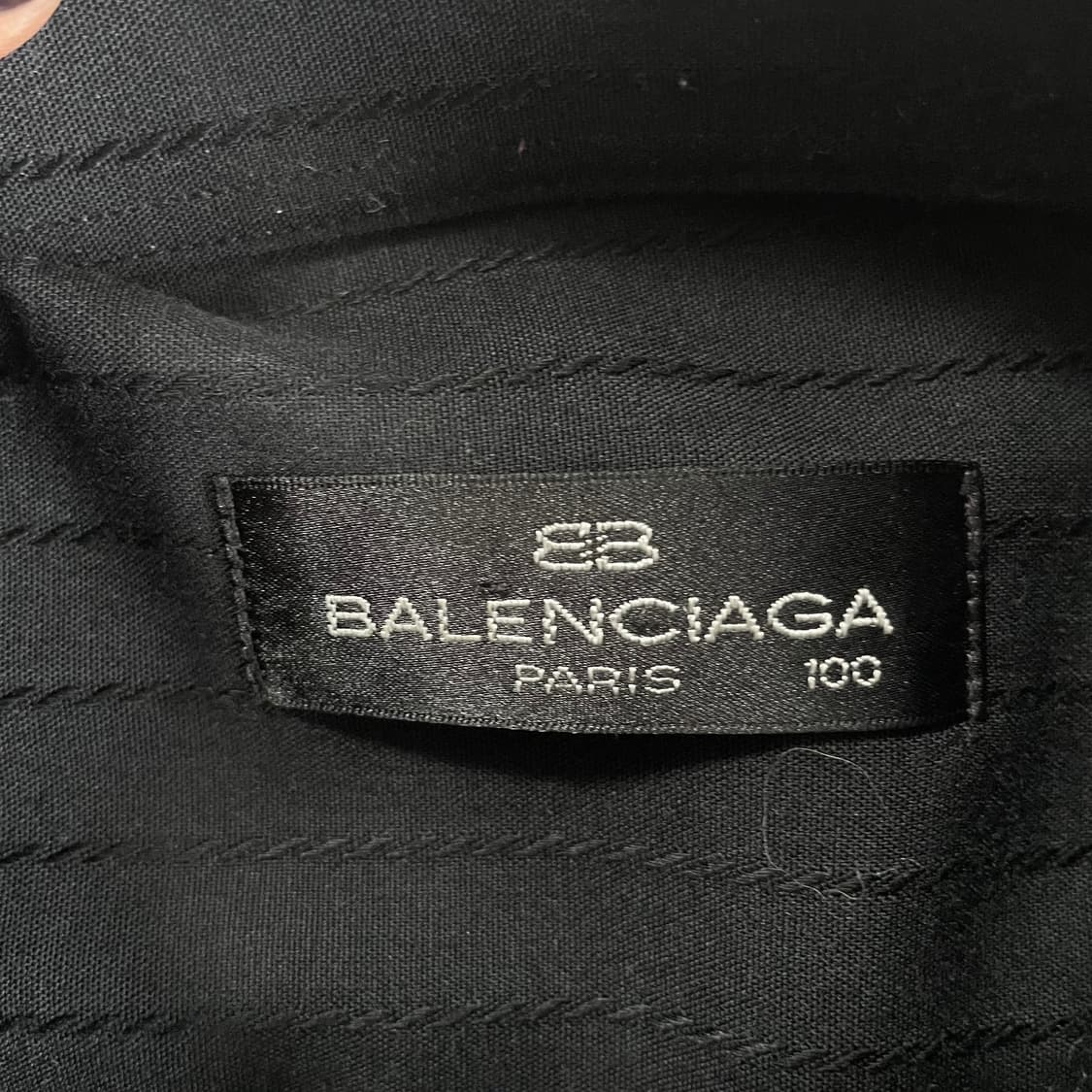 Balenciaga  발렌시아가 시그니처 자수 포켓 스트라이프 블랙 셔츠 상품이미지6