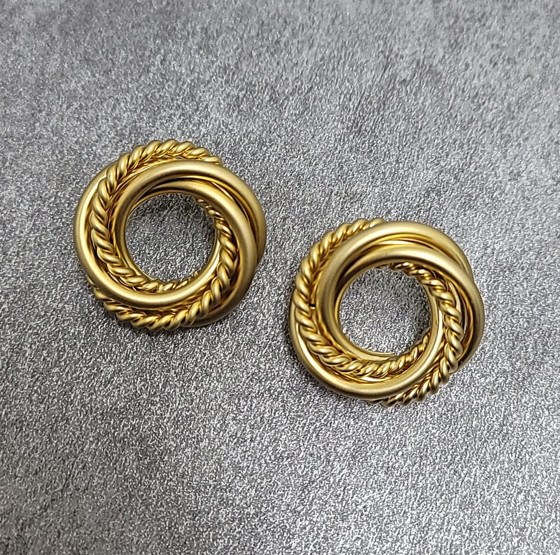 볼드 꼬임귀걸이 상품이미지3