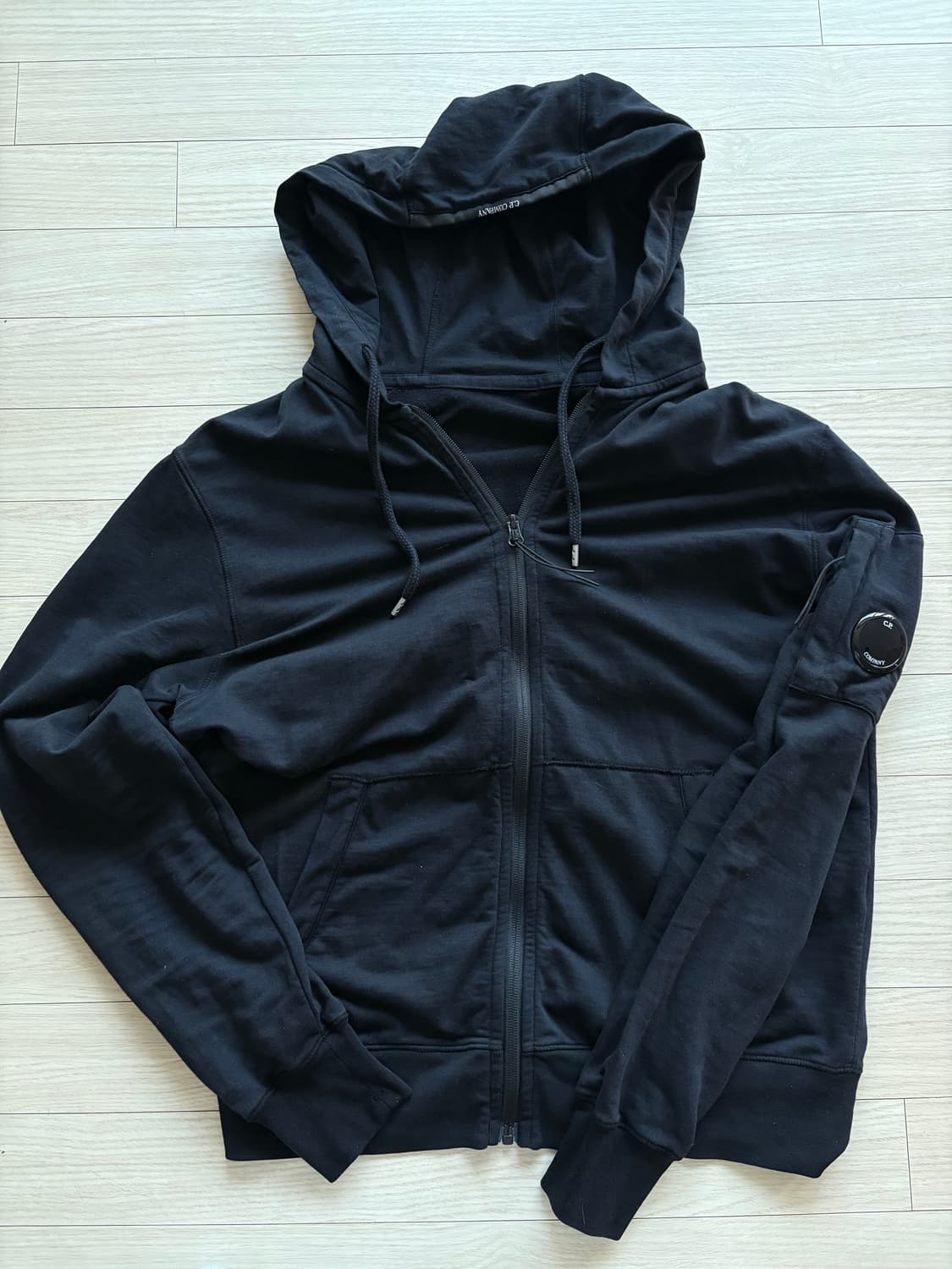 CP컴퍼니 후드집업 상품이미지1