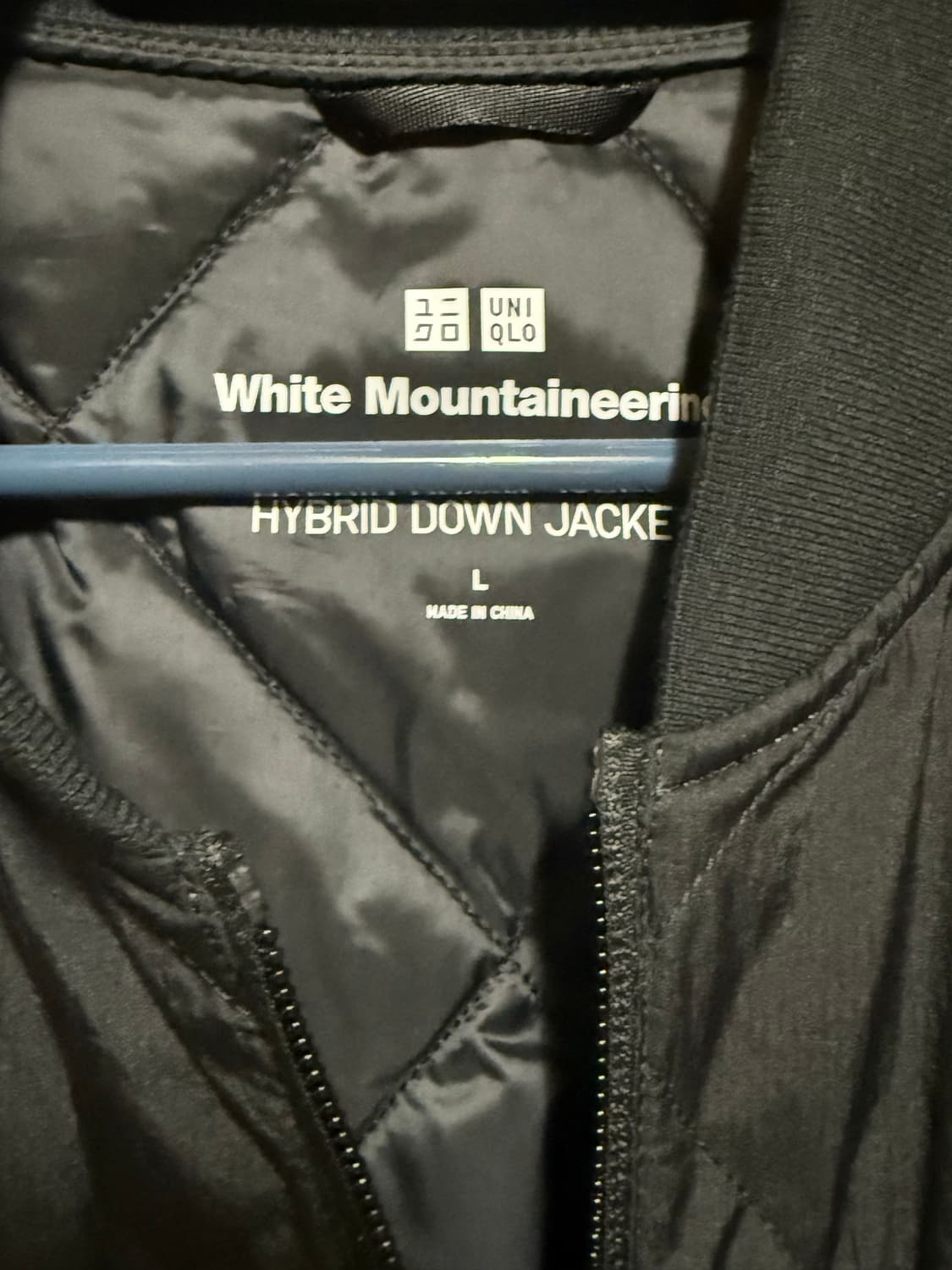 유니클로 화이트 마운티니어링 하이브리드 다운 L 상품이미지2