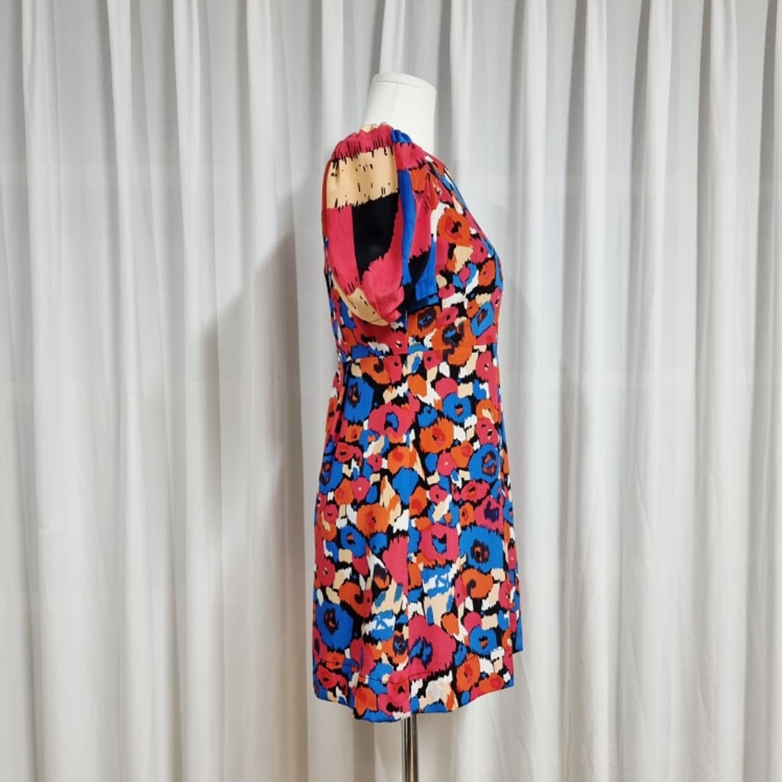 씨바이끌로에 원피스 실크100 (44-날씬55) 상태최상 상품이미지2