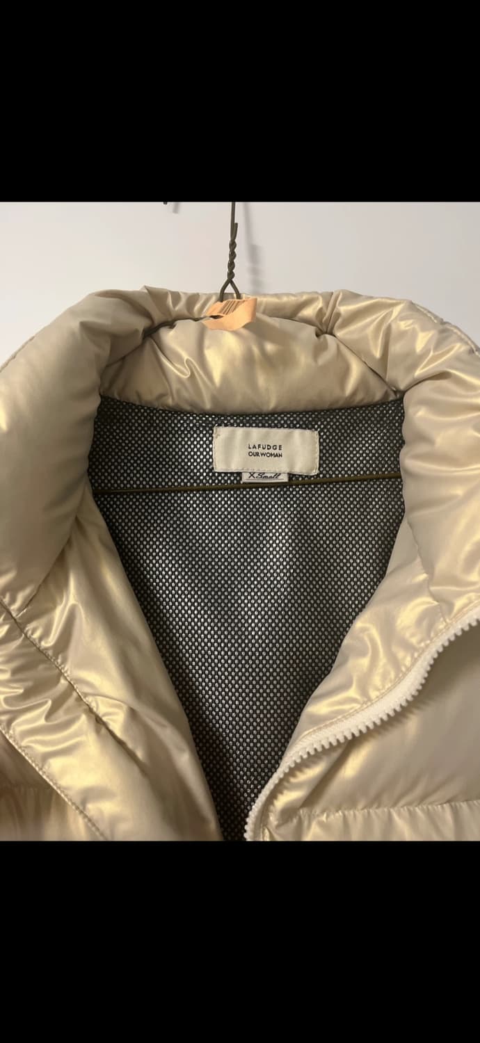 라퍼지포우먼 글로시 크롭 푸퍼 패딩 아이보리 상품이미지2