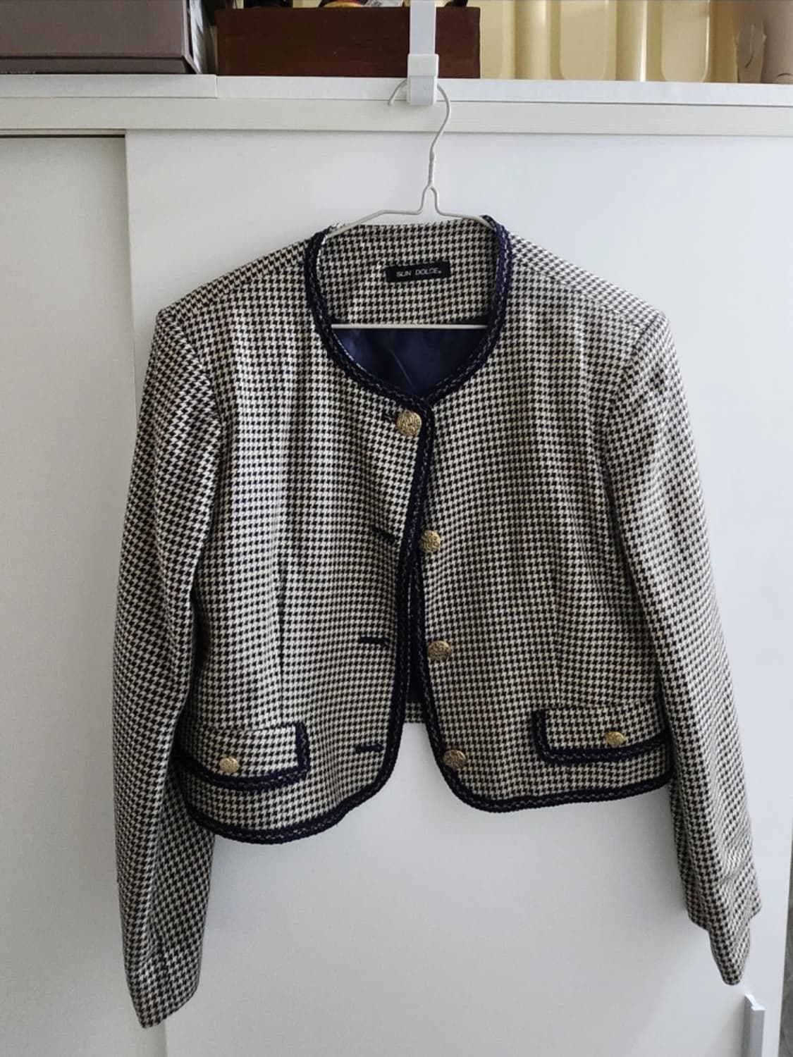 네이비 금장 크롭트위드 상품이미지3