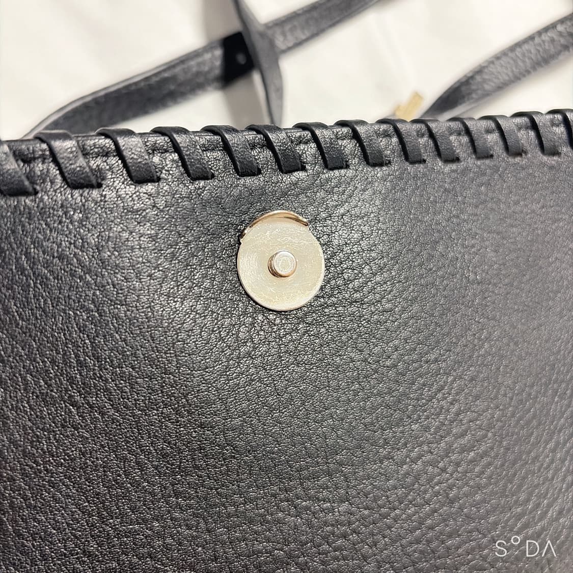 토리버치 블랙 레더 크로스백 체인백 상품이미지5