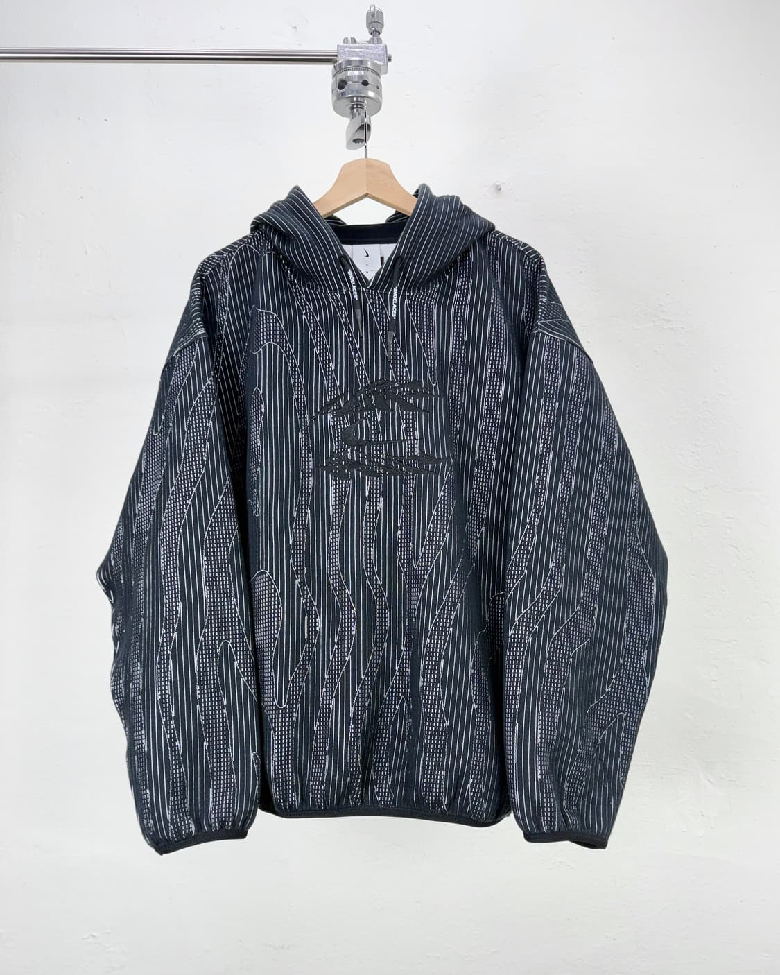 나이키 x 오프화이트 23fw 엔지니어드 후드 블랙 상품이미지1