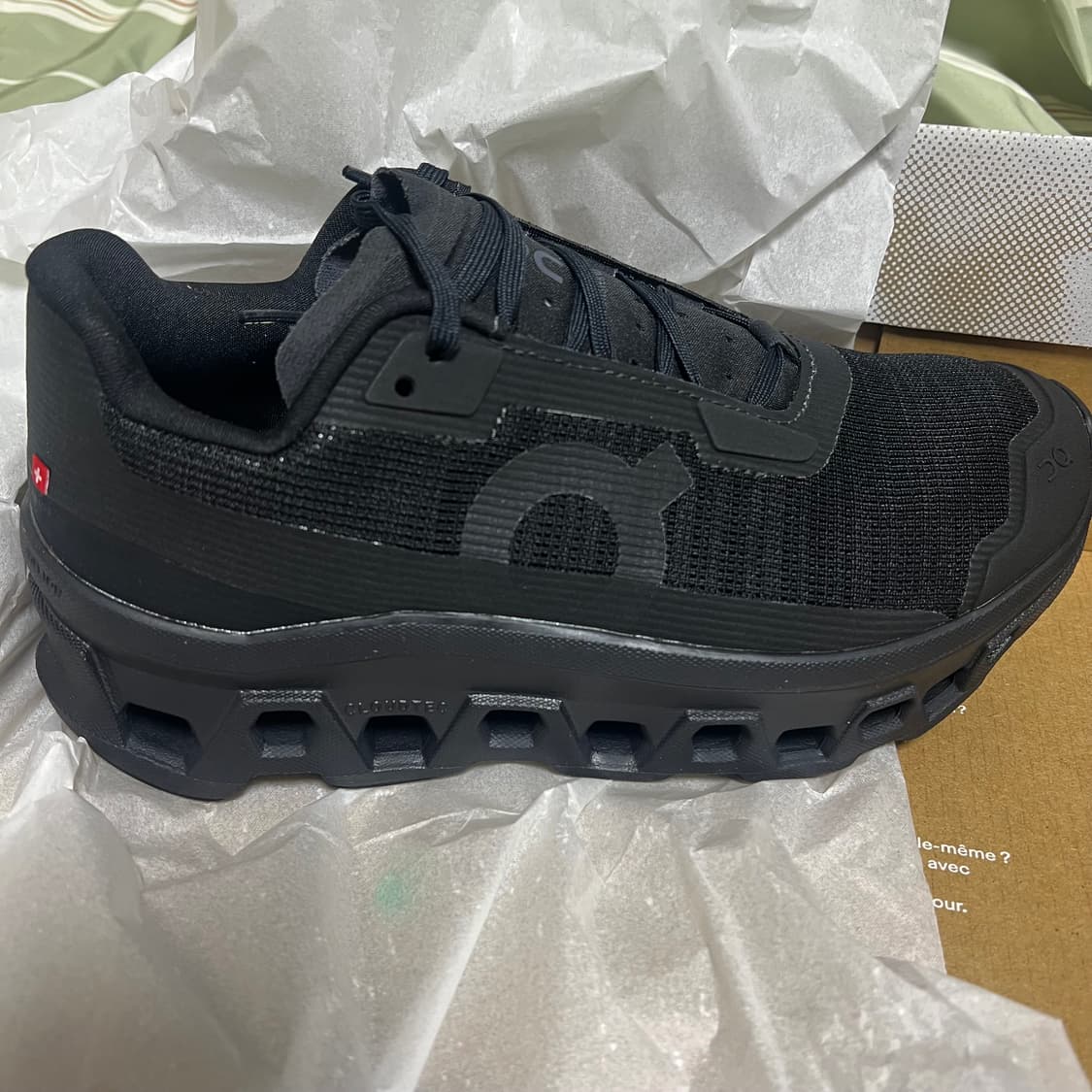 (새상품) 온러닝 클라우드몬스터 보이드 블랙 EU 37W / 230mm 상품이미지1