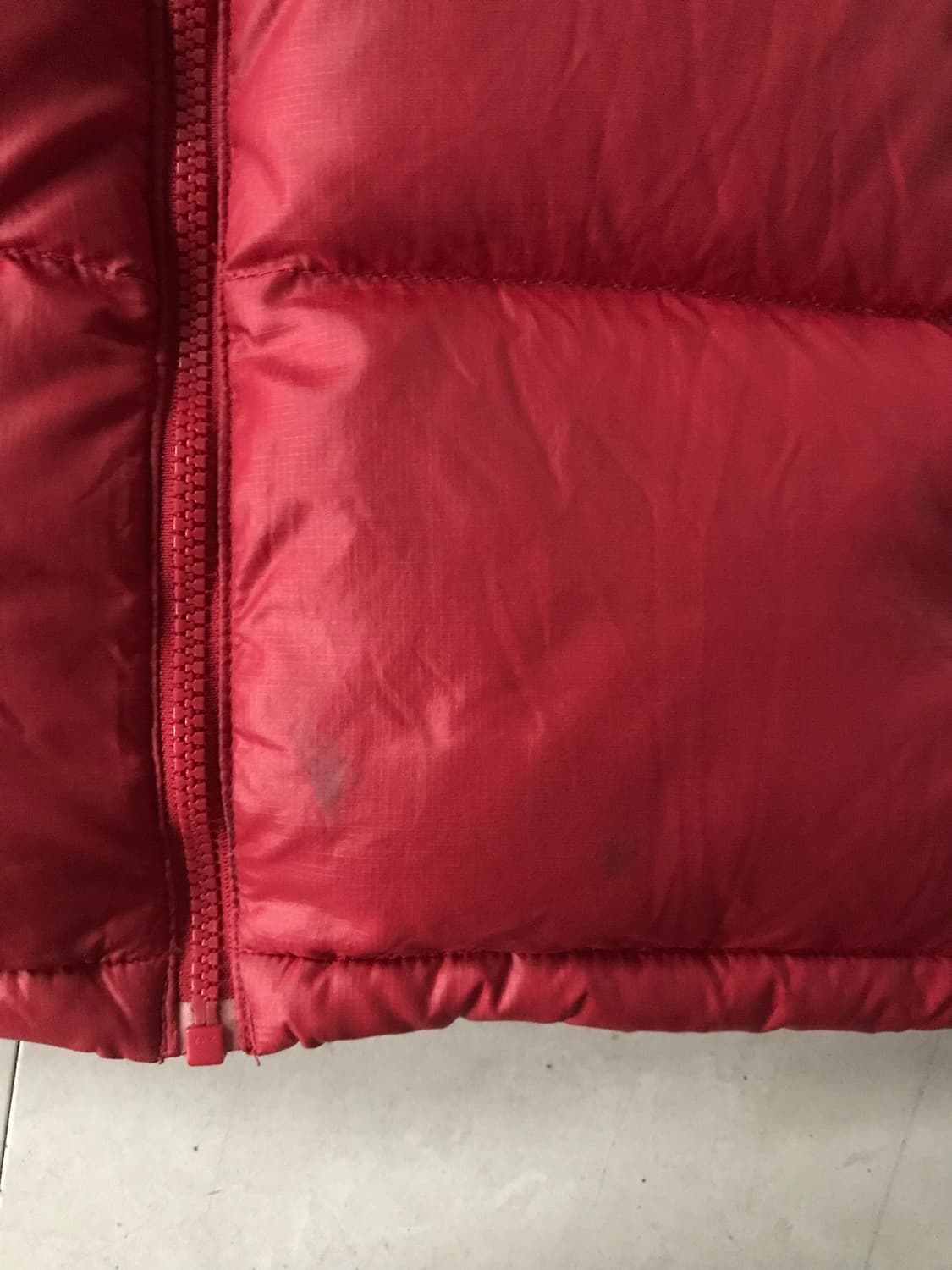 노페700 레드 눕시 패딩조끼 상품이미지8