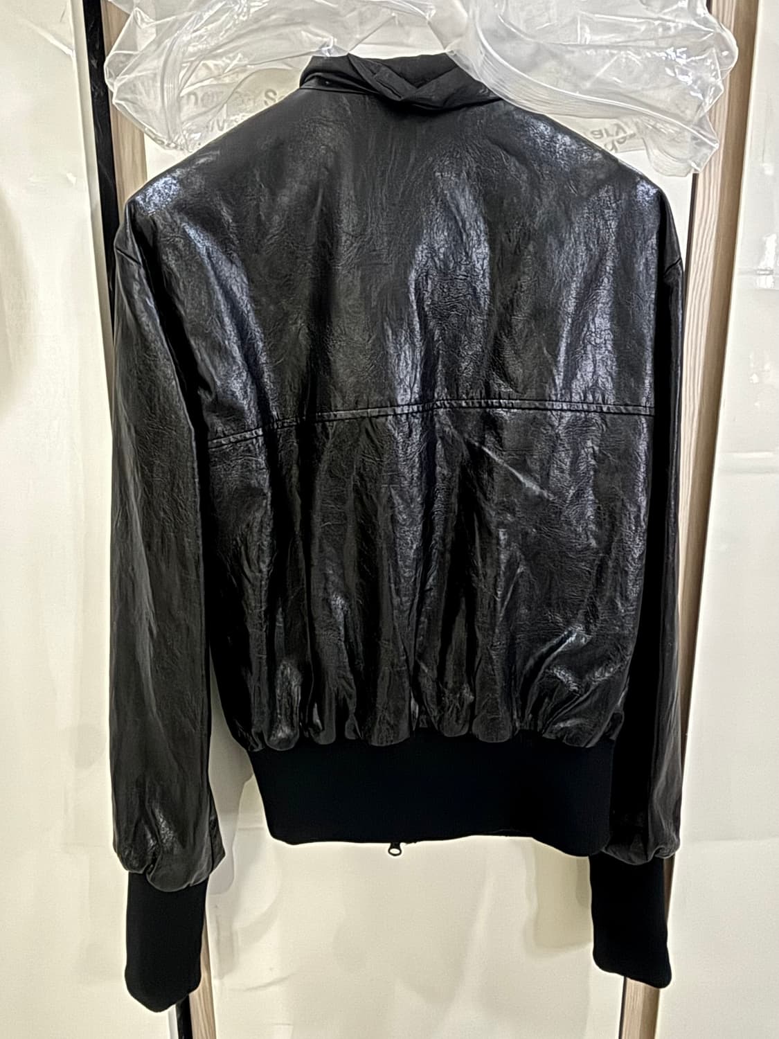 보헤미안서울 리벳 밴딩 점퍼 상품이미지4