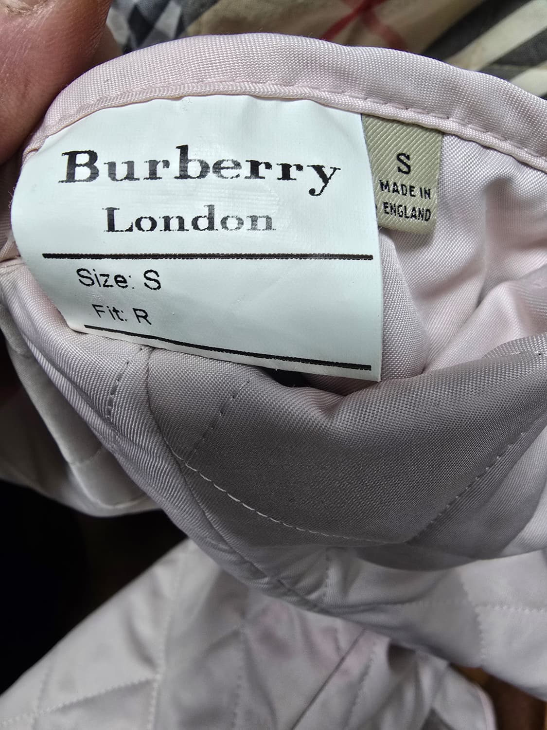 버버리 퀼팅 숏 자켓 s 상품이미지5