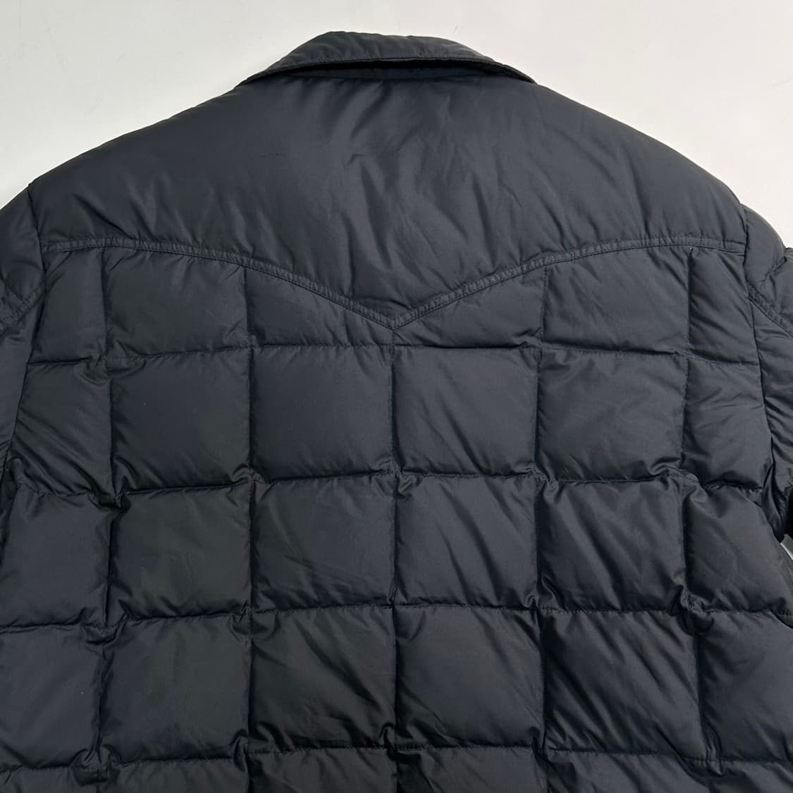폴로 랄프로렌 블랙 퀼팅 다운 셔츠 상품이미지5