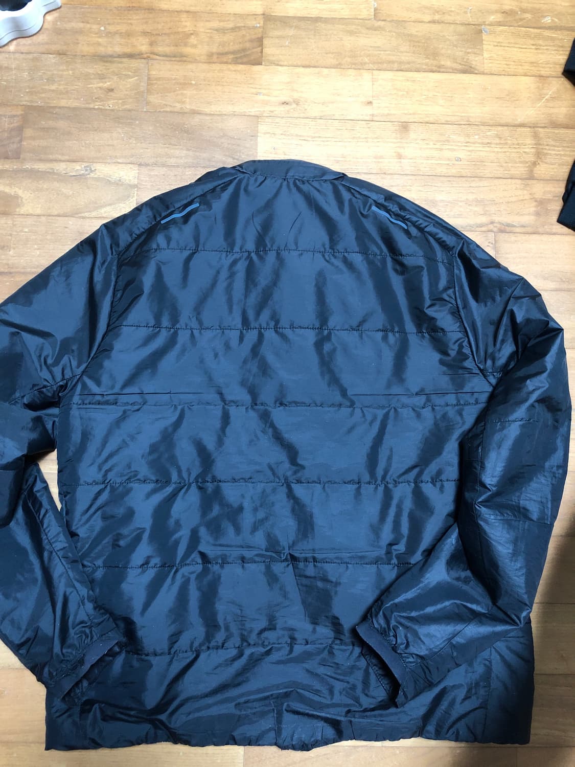 나이키 써마핏 에어로로프트 상품이미지2