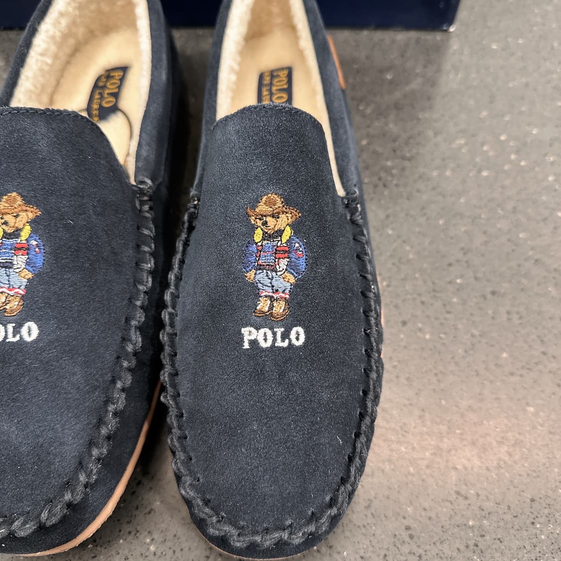 (정품/새상품) POLO 폴로 랄프 로렌 네이비 스웨이드 베어 자수 로퍼 상품이미지2