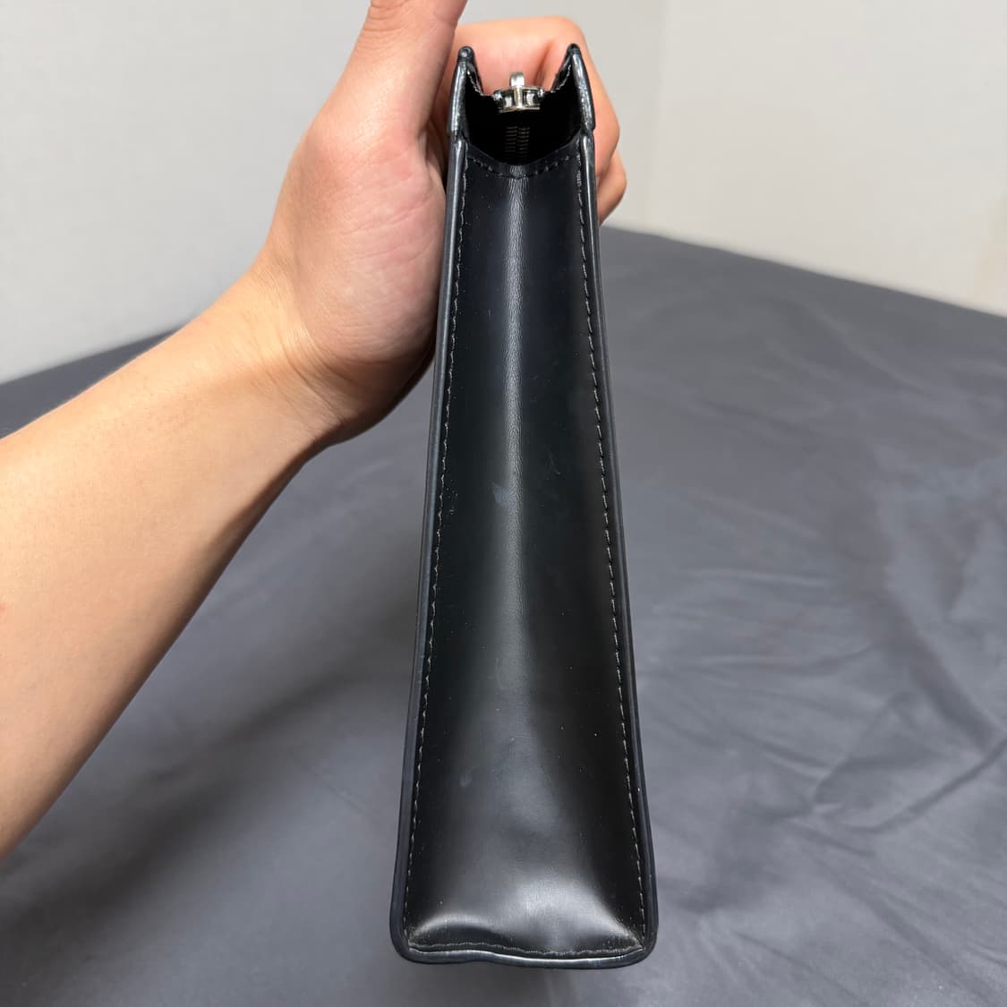 [새상품급.정품]루이비통 포쉐트 보야주 MM 다미에 그래파이트 클러치 상품이미지2