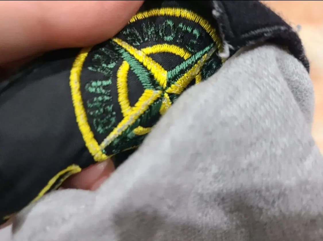 스톤아일랜드 그레이 맨투맨 티셔츠 상품이미지5