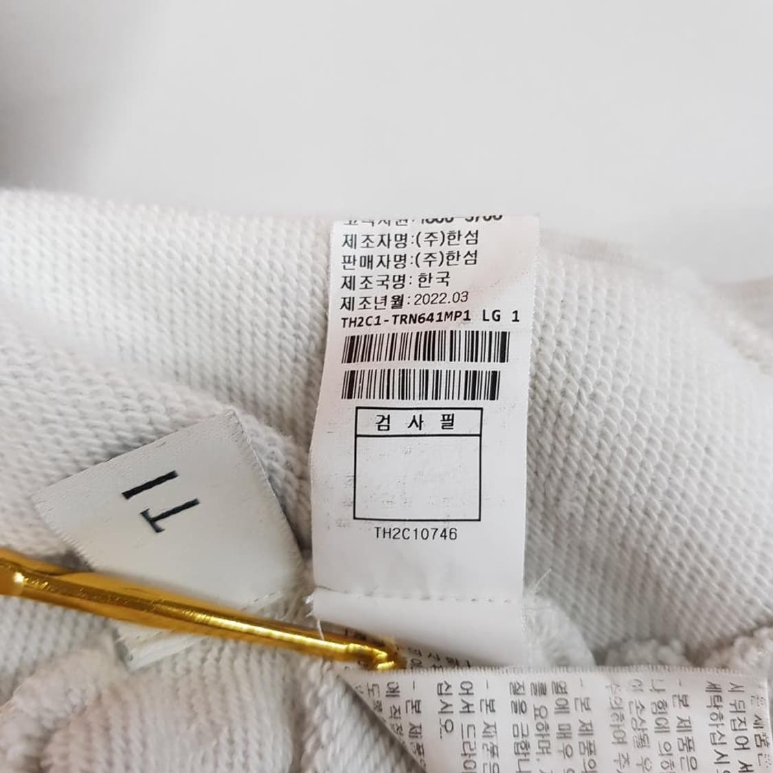 한섬 타임 2022 레터링 그래픽 맨투맨 95사이즈 상품이미지6