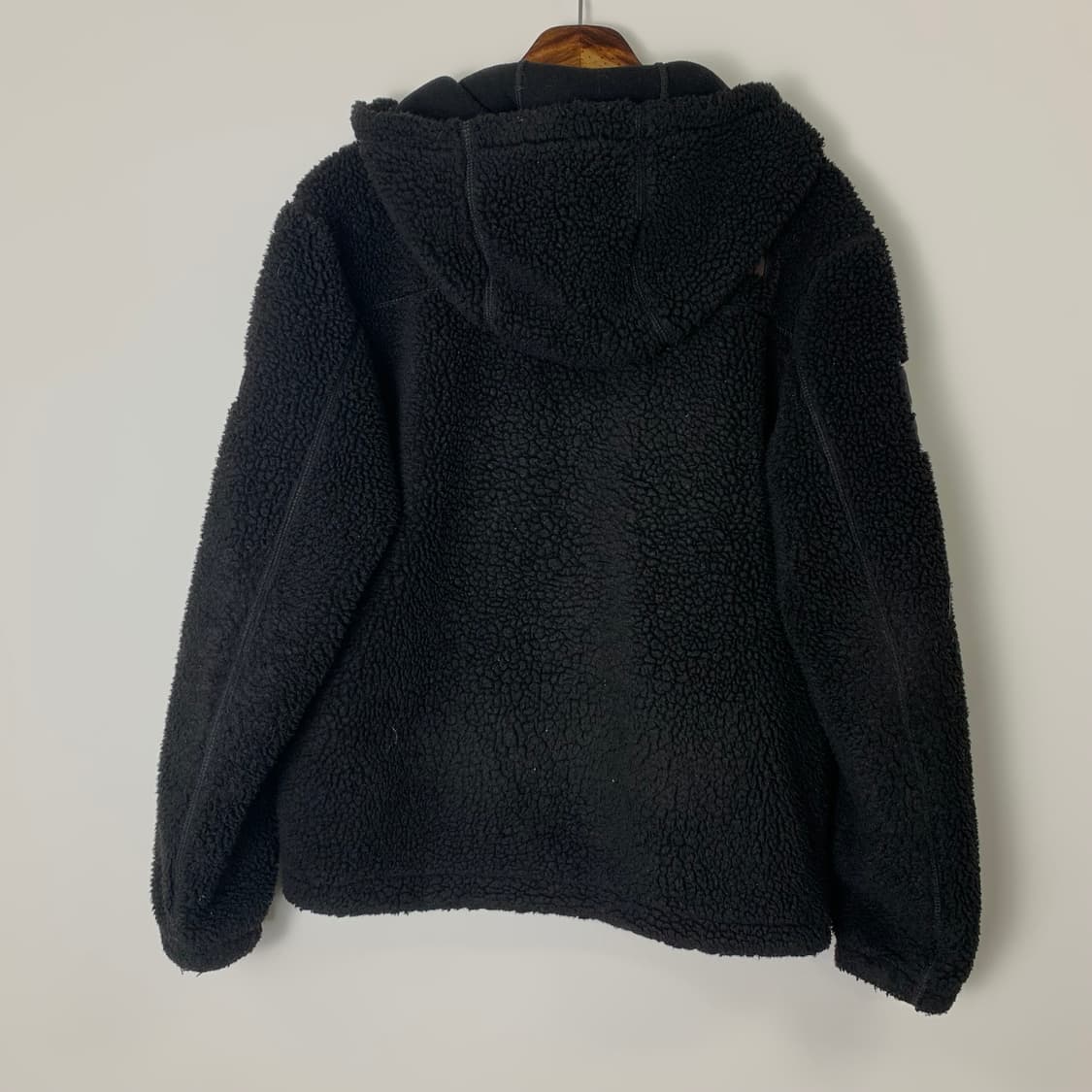 노스페이스 신형 블랙 뽀글이 쉐르파 자켓 상품이미지3