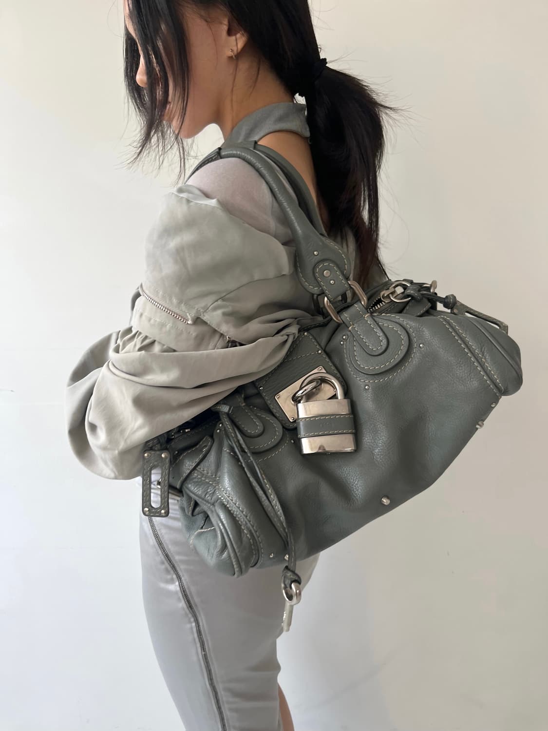 끌로에 패딩턴 백 애쉬그레이 상품이미지3