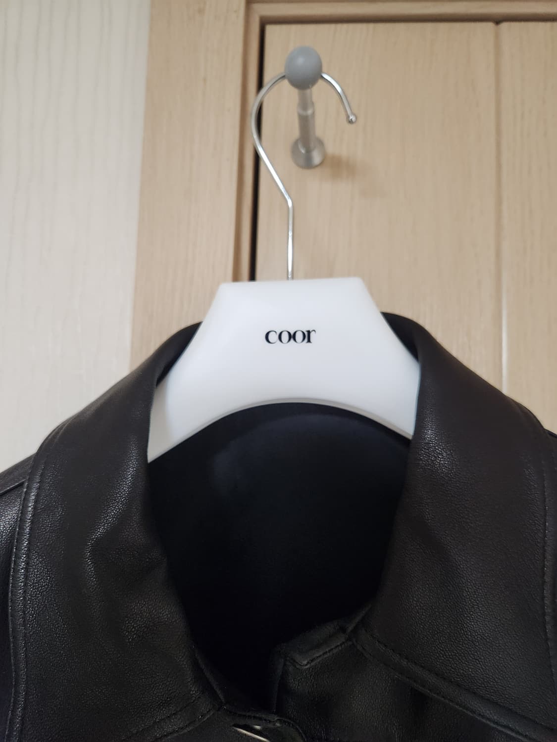 쿠어 램스킨 트러커 블랙 xl 상품이미지6