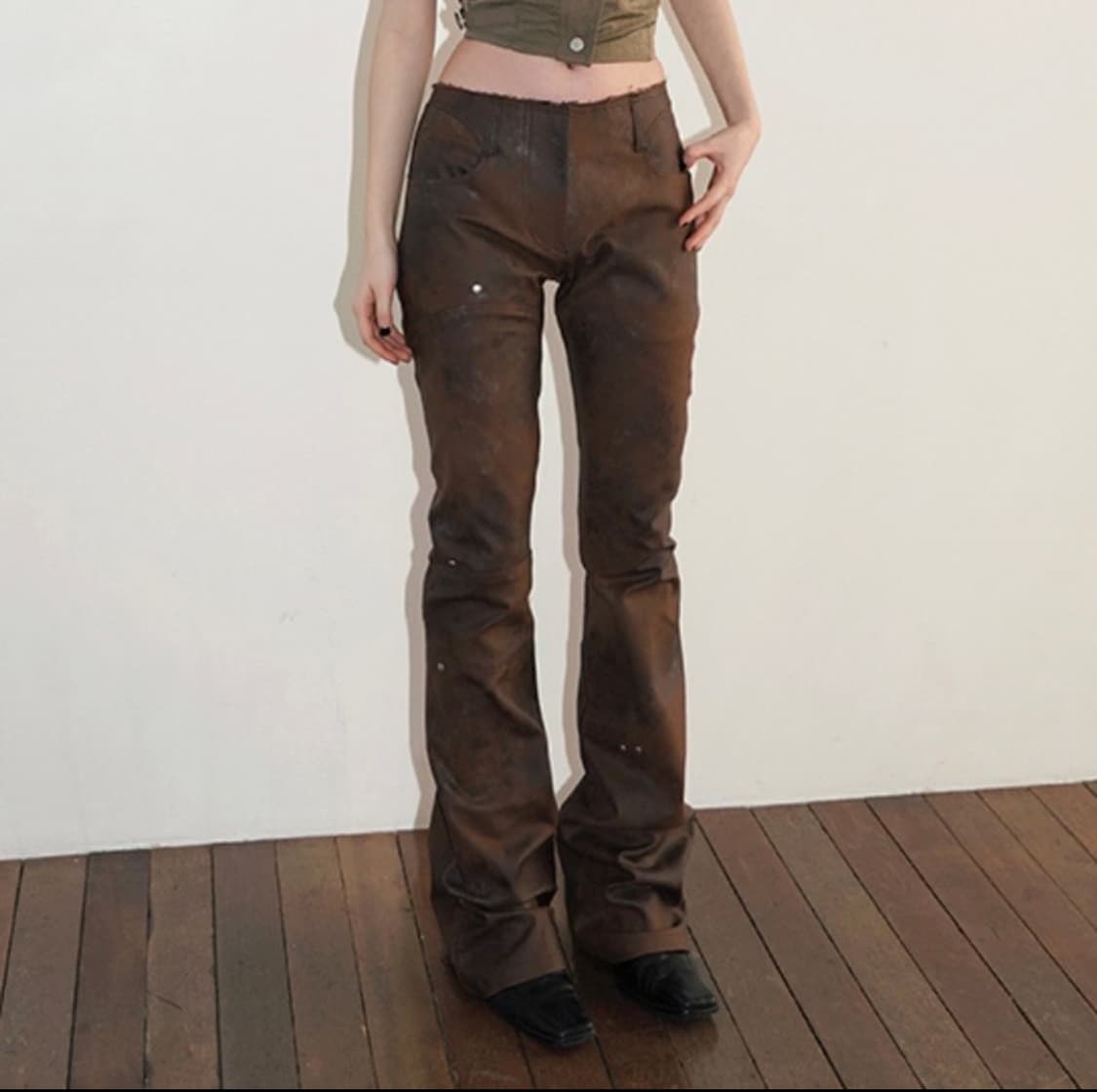 Low Waist Asymmetry Line Flare Pants 상품이미지1