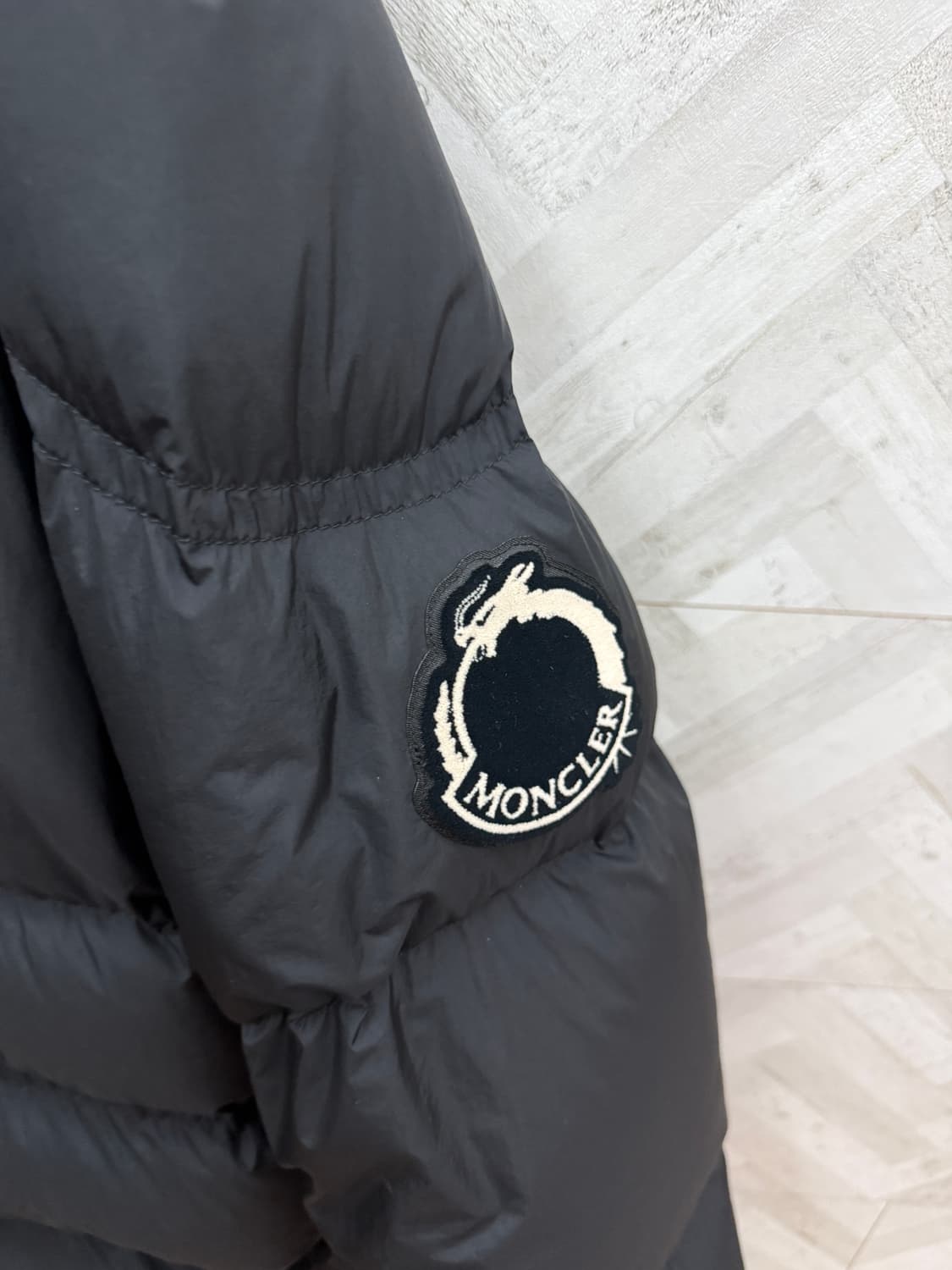 뭉클레어 용의해 한정판 차오펑 슈퍼라이트 다운 4사이즈 상품이미지3