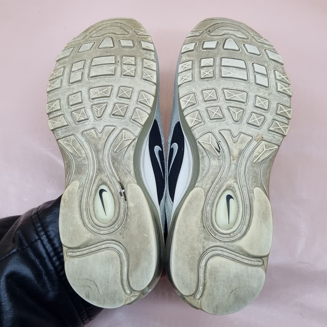 나이키 에어맥스 97 여성운동화230  상품이미지3