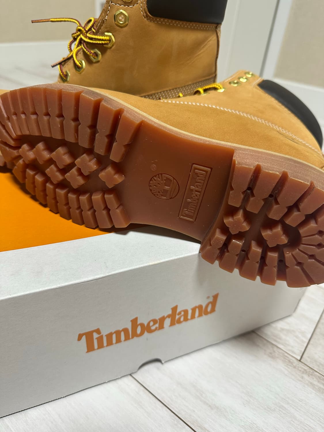 265)팀버랜드 프리미엄 6인치 부츠 컨디션 좋음  상품이미지3