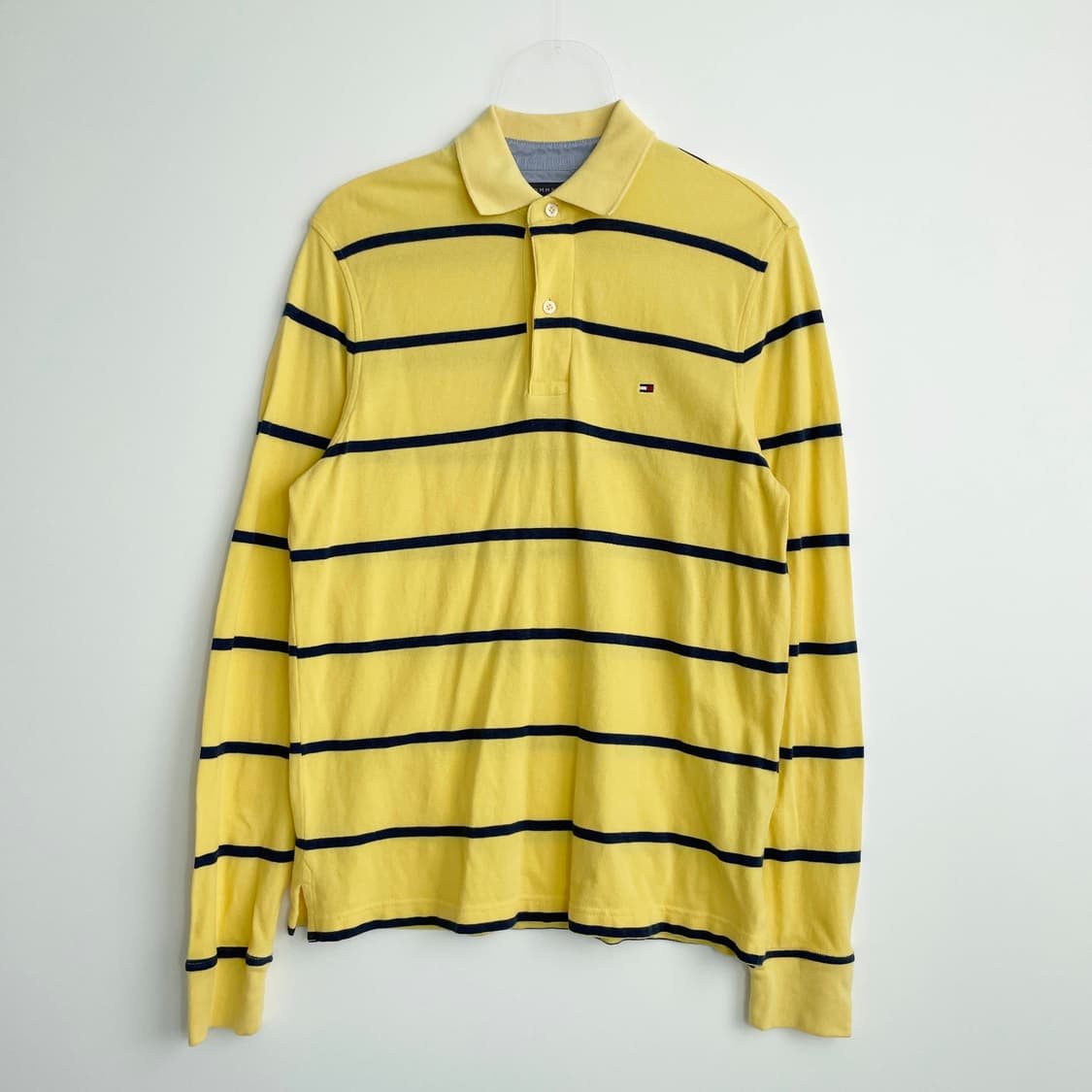 A2 타미힐피거 스트라이프 긴팔 폴로 셔츠 M사이즈 상품이미지1