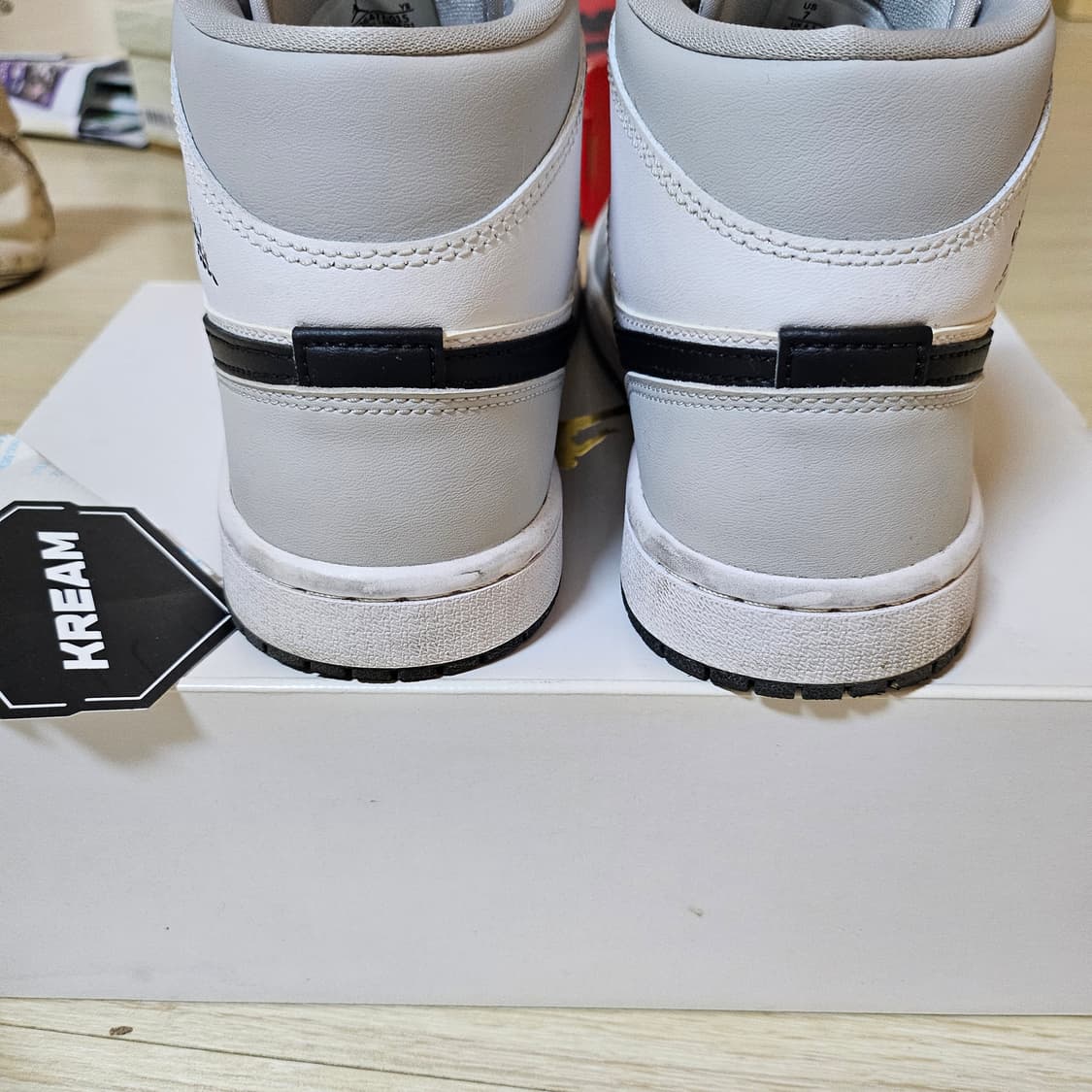 나이키 조던1미드 그레이포그 (W) 240 상품이미지4