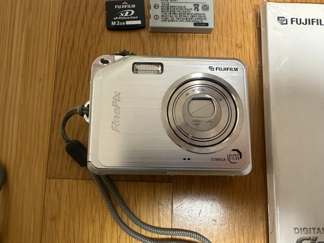 후지필름 FinePix V10 디지털 카메라 빈티지디카 Y2K 상품이미지2