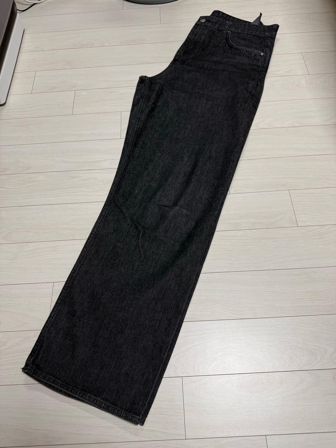 자라x스튜디오니콜슨 진 위드아웃 사이드 심 블랙 데님 44(34) 상품이미지5