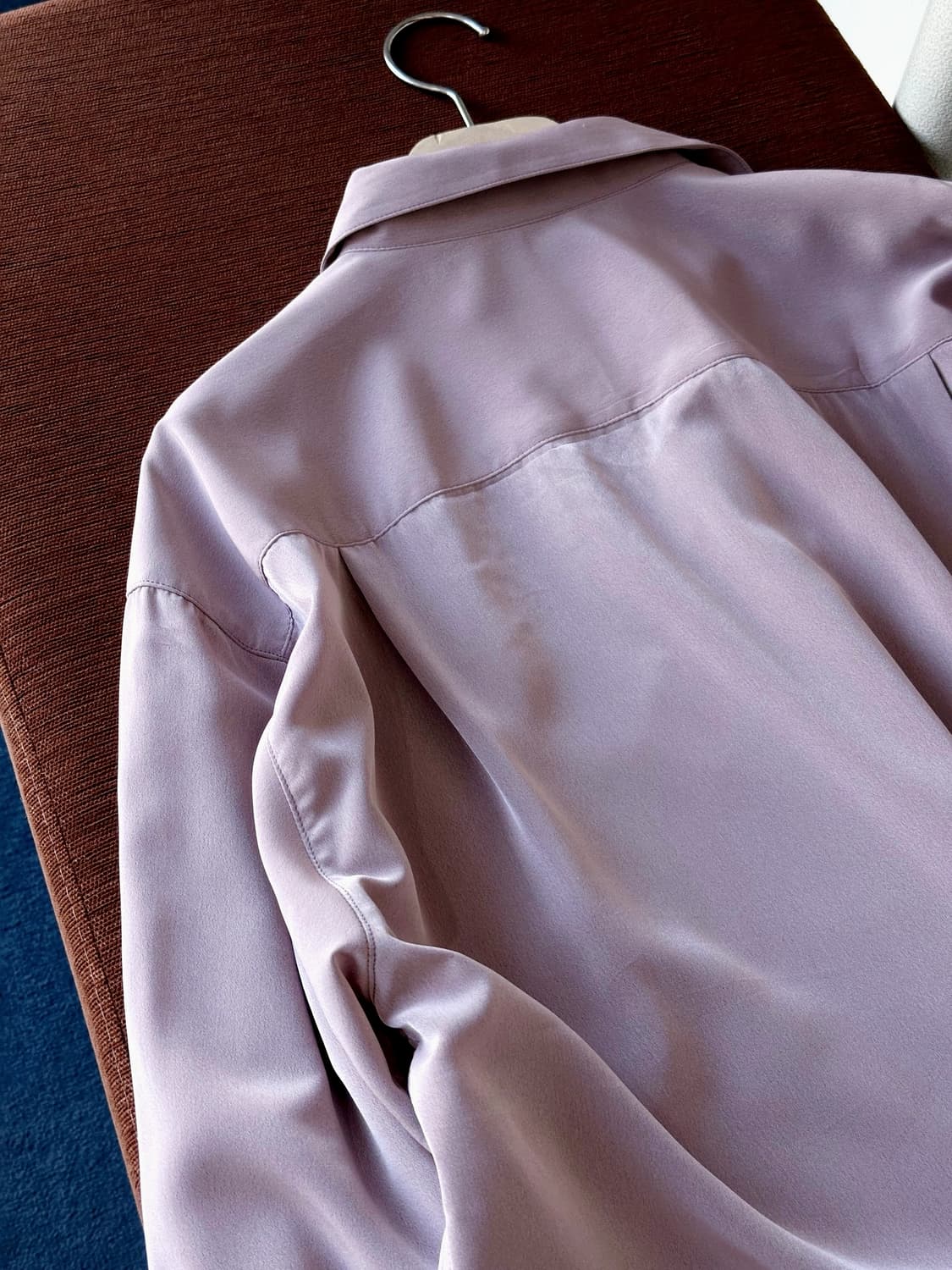 Silky fabric design blouse shirt 상품이미지10
